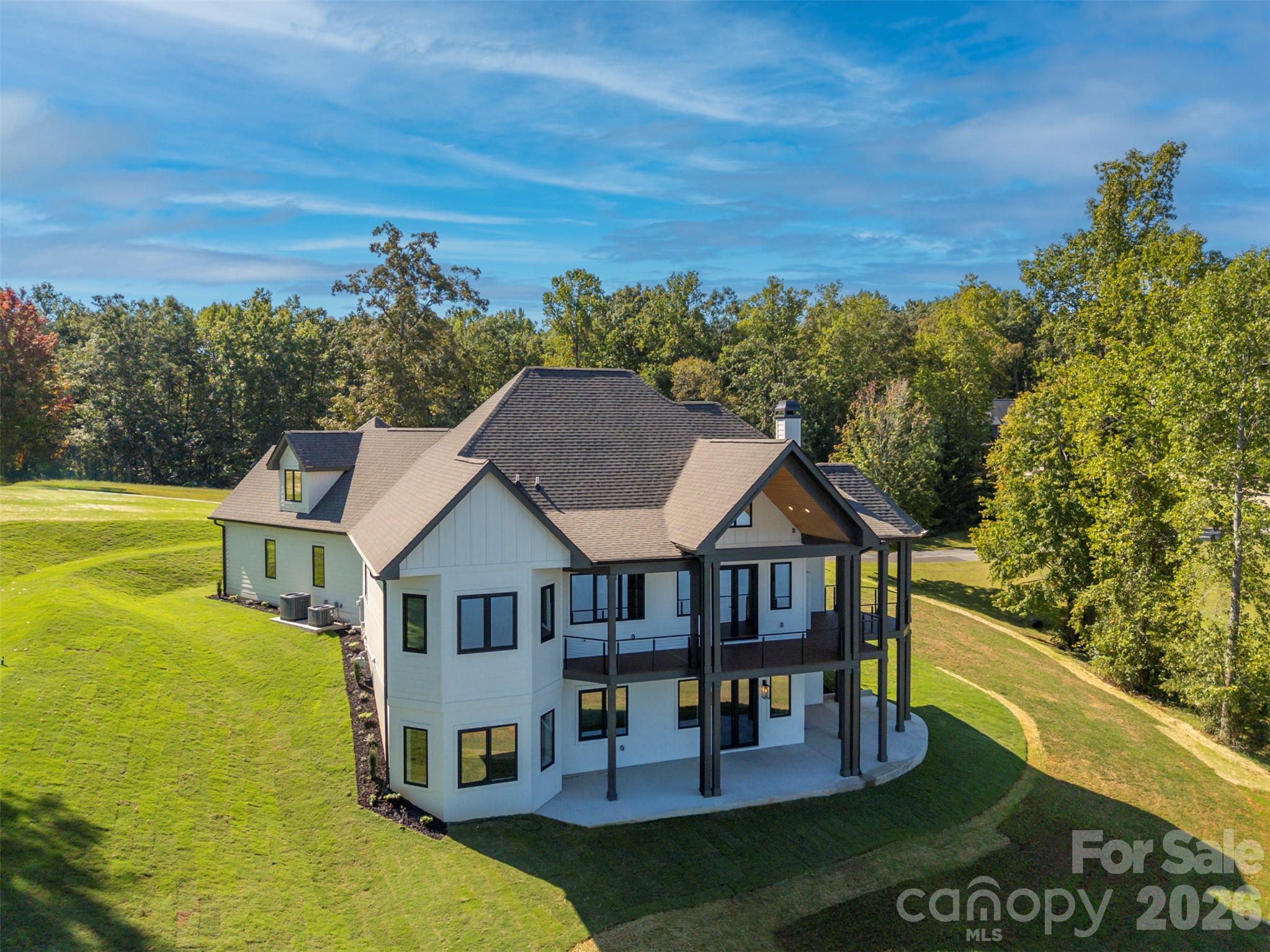 438 Mapleton Lane Property Photo 4