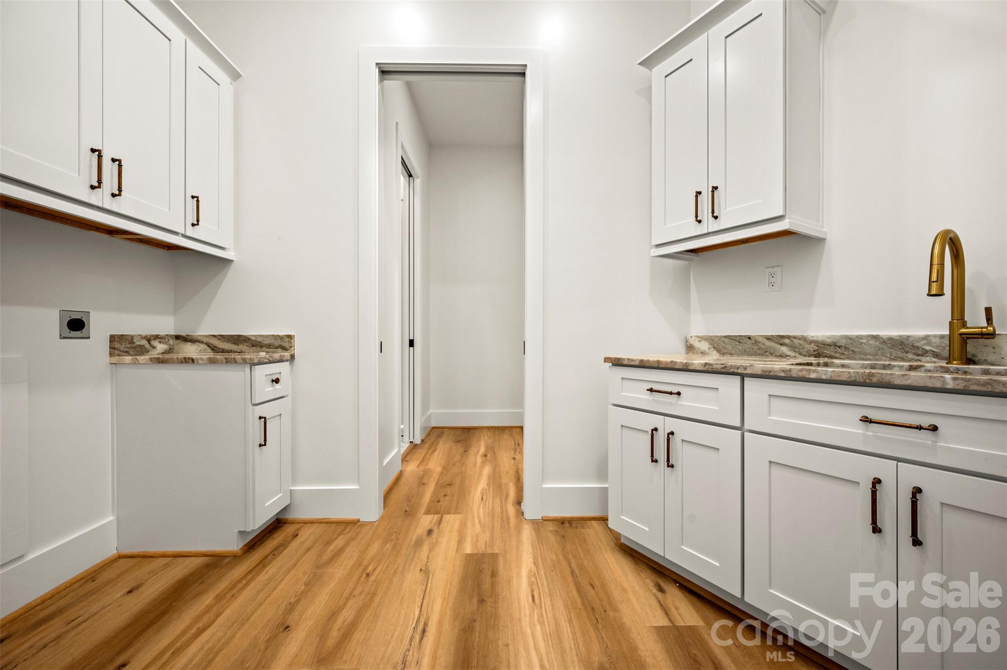 438 Mapleton Lane Property Photo 17
