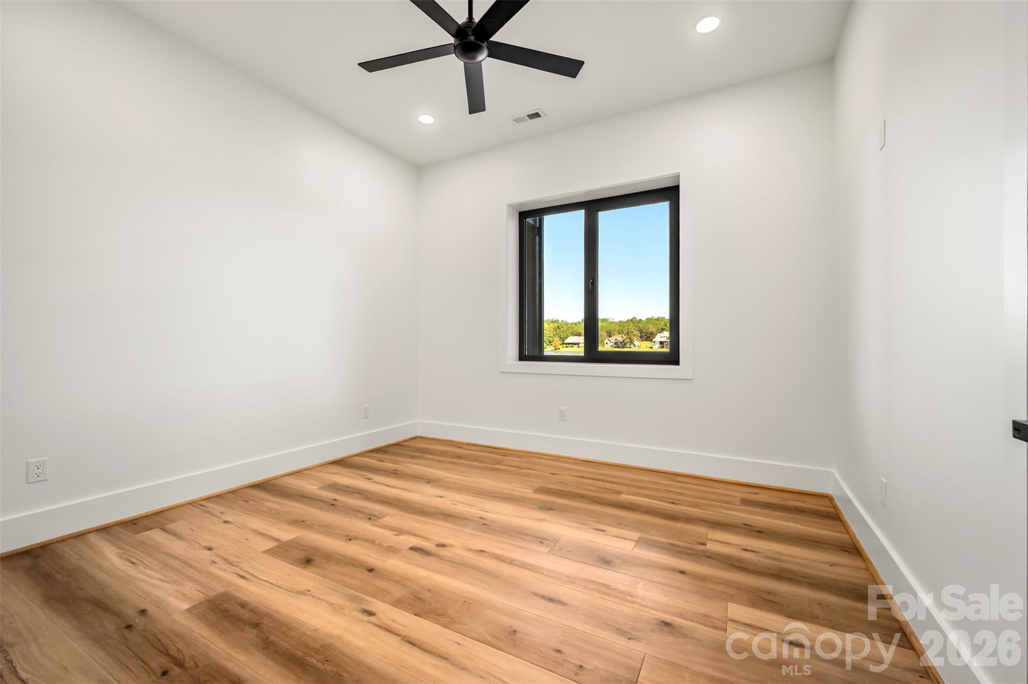 438 Mapleton Lane Property Photo 43