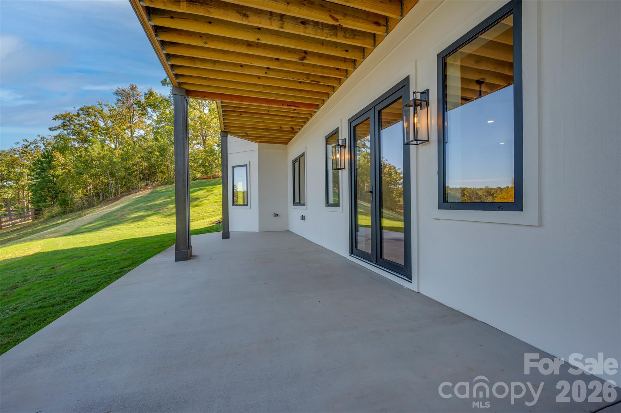 438 Mapleton Lane Property Photo 44