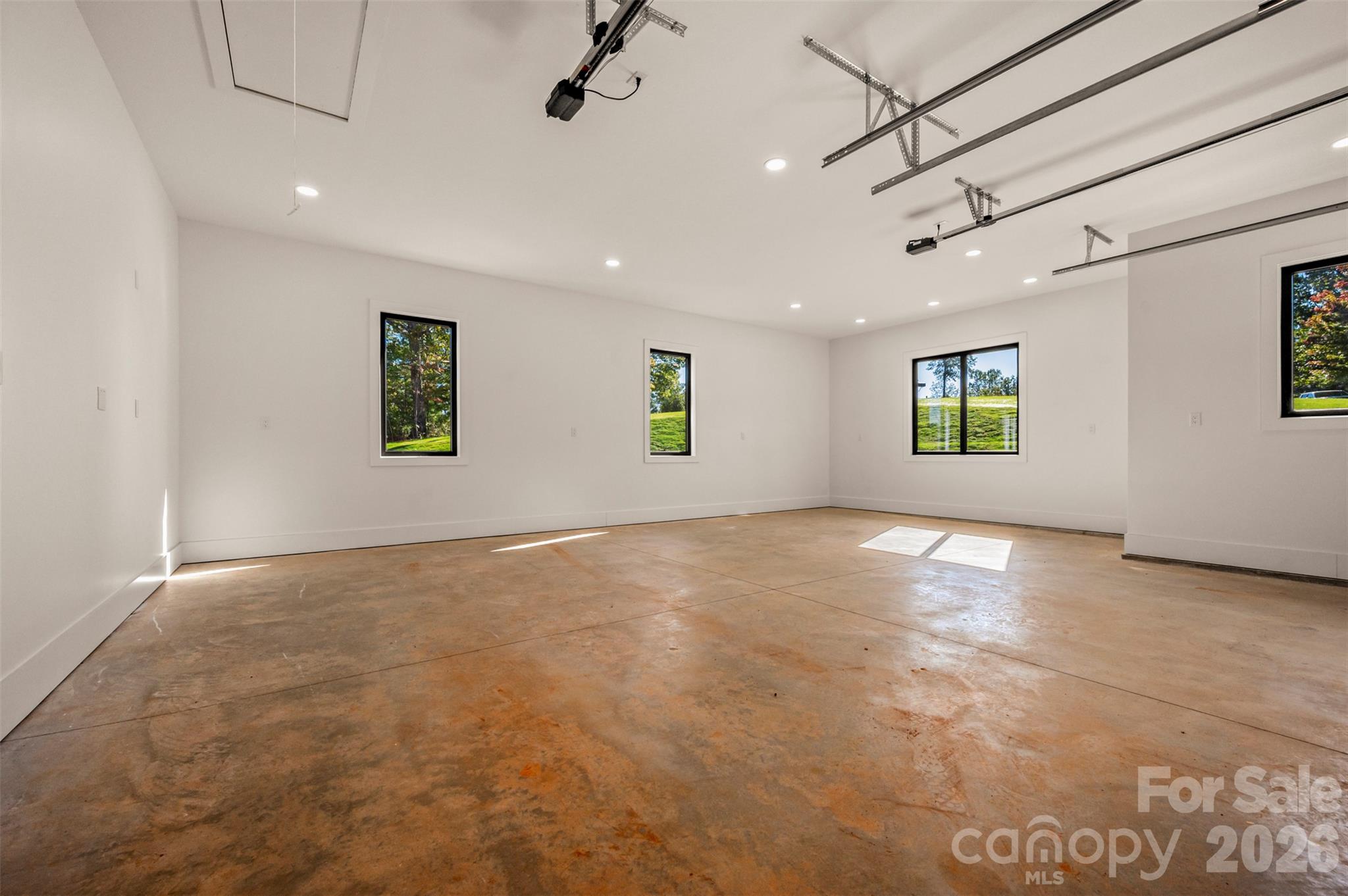 438 Mapleton Lane Property Photo 45