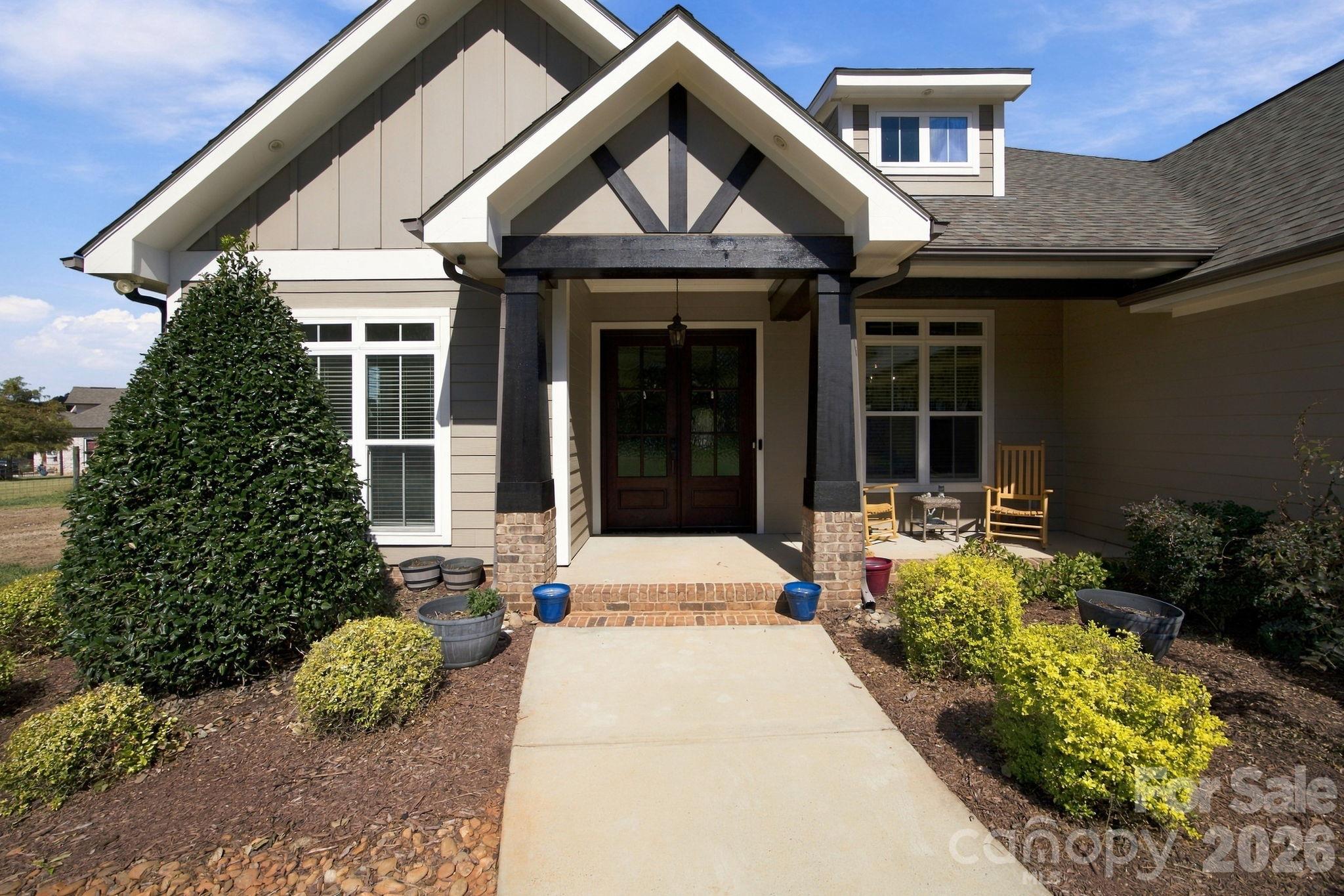 2870 Bradshaw Road Property Photo 2