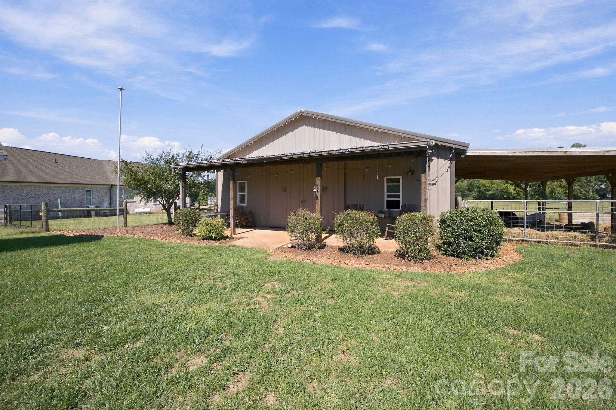 2870 Bradshaw Road Property Photo 14