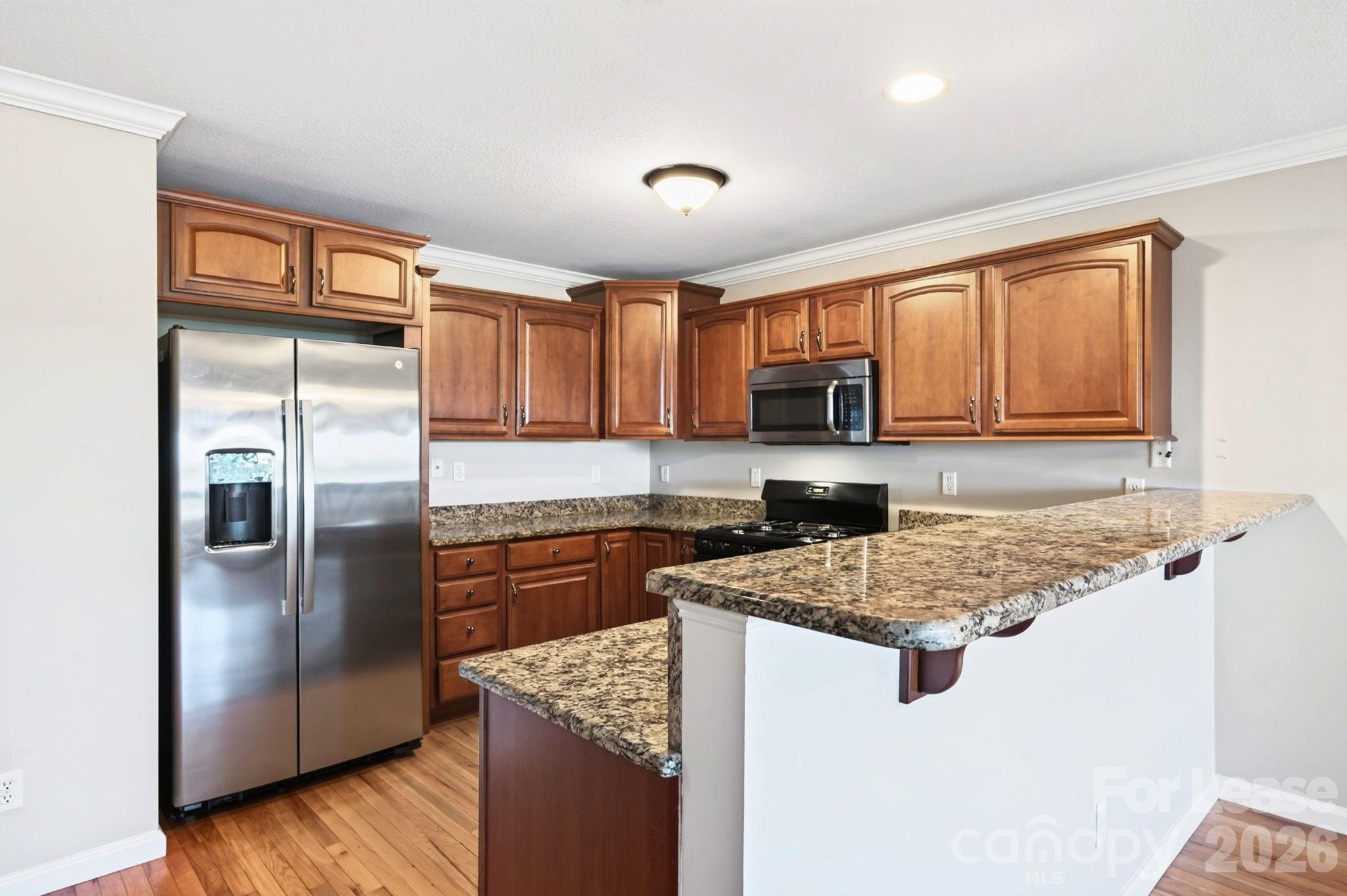 73 Rotunda Circle Property Photo 2