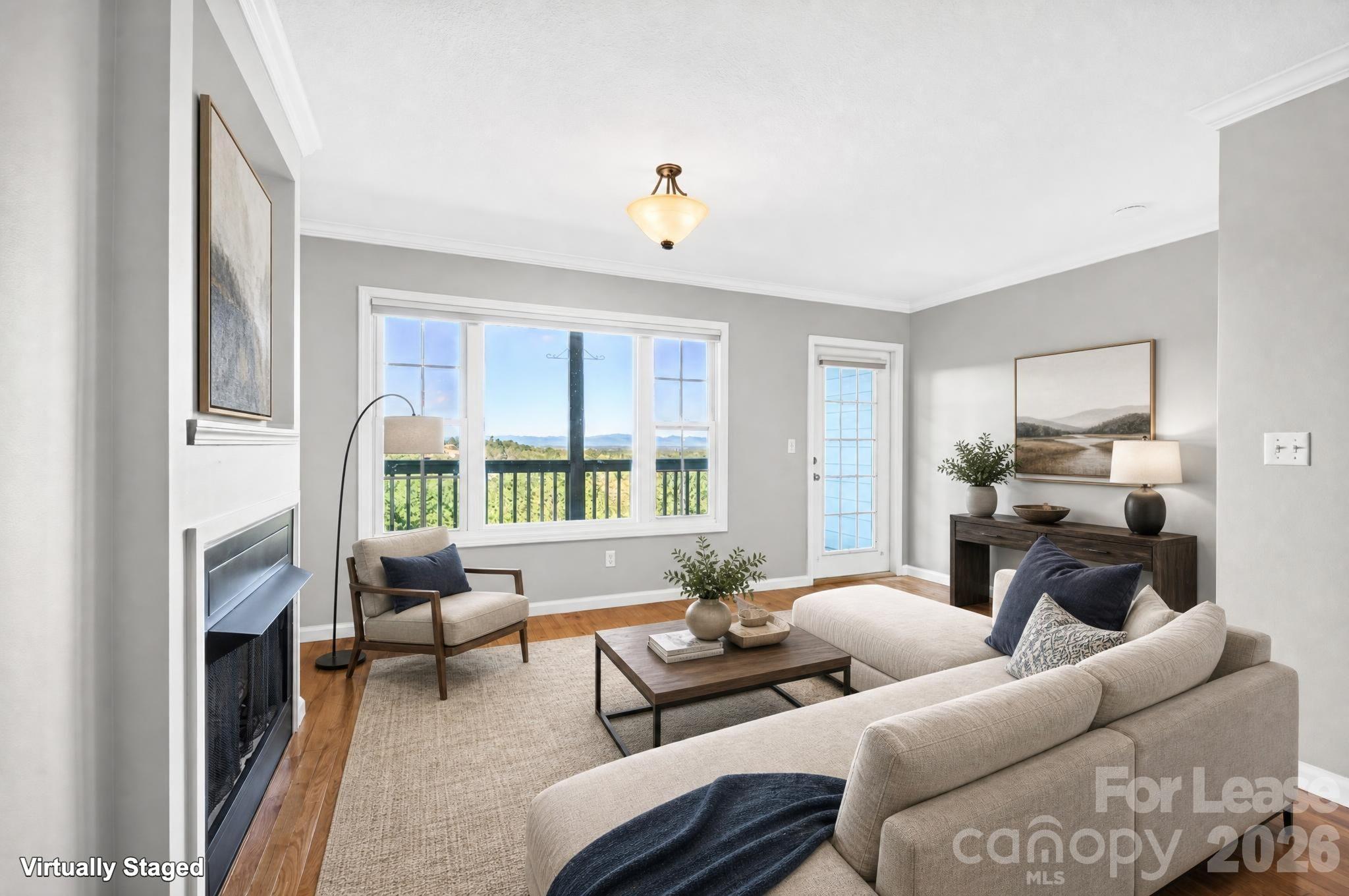 73 Rotunda Circle Property Photo 5