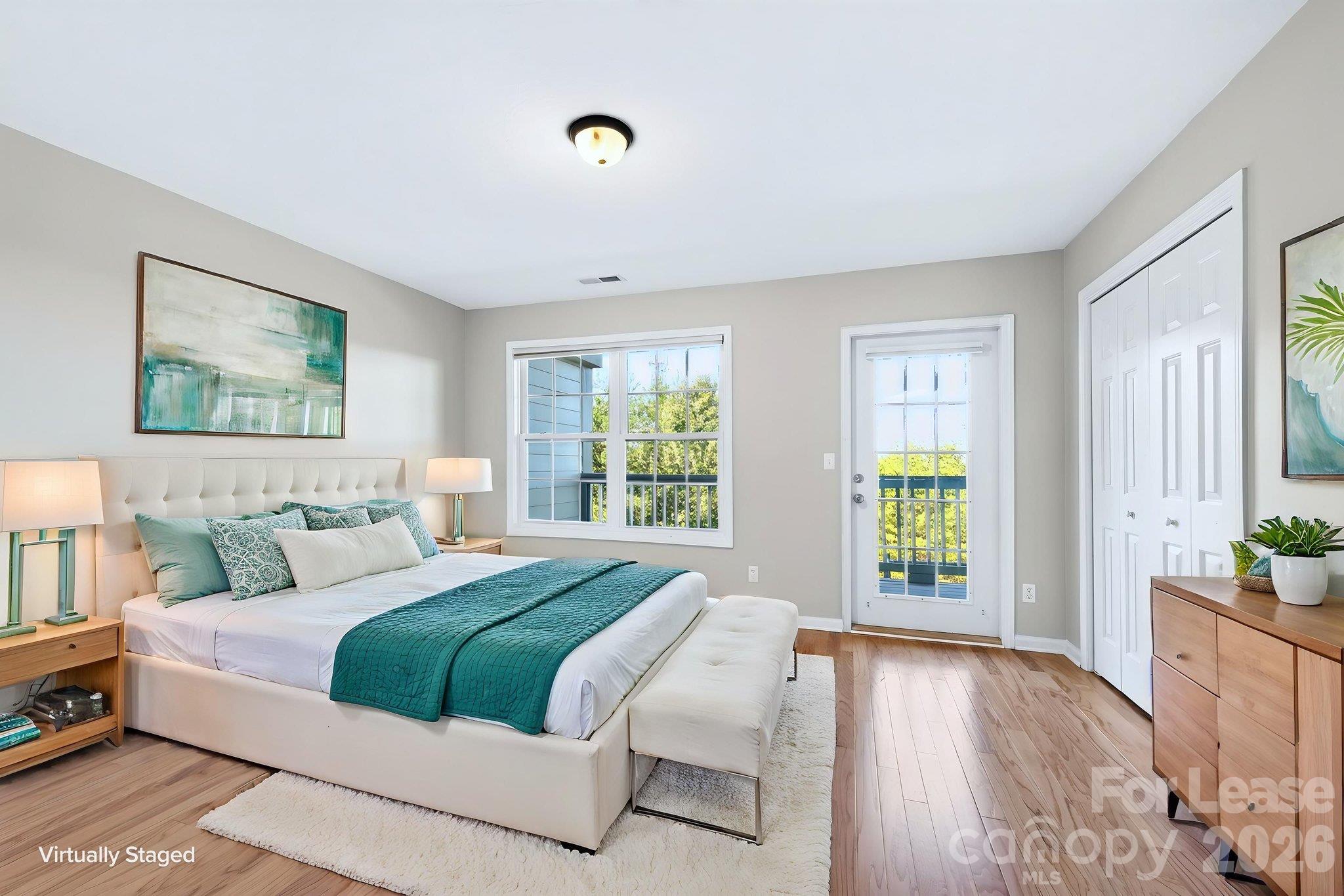 73 Rotunda Circle Property Photo 7