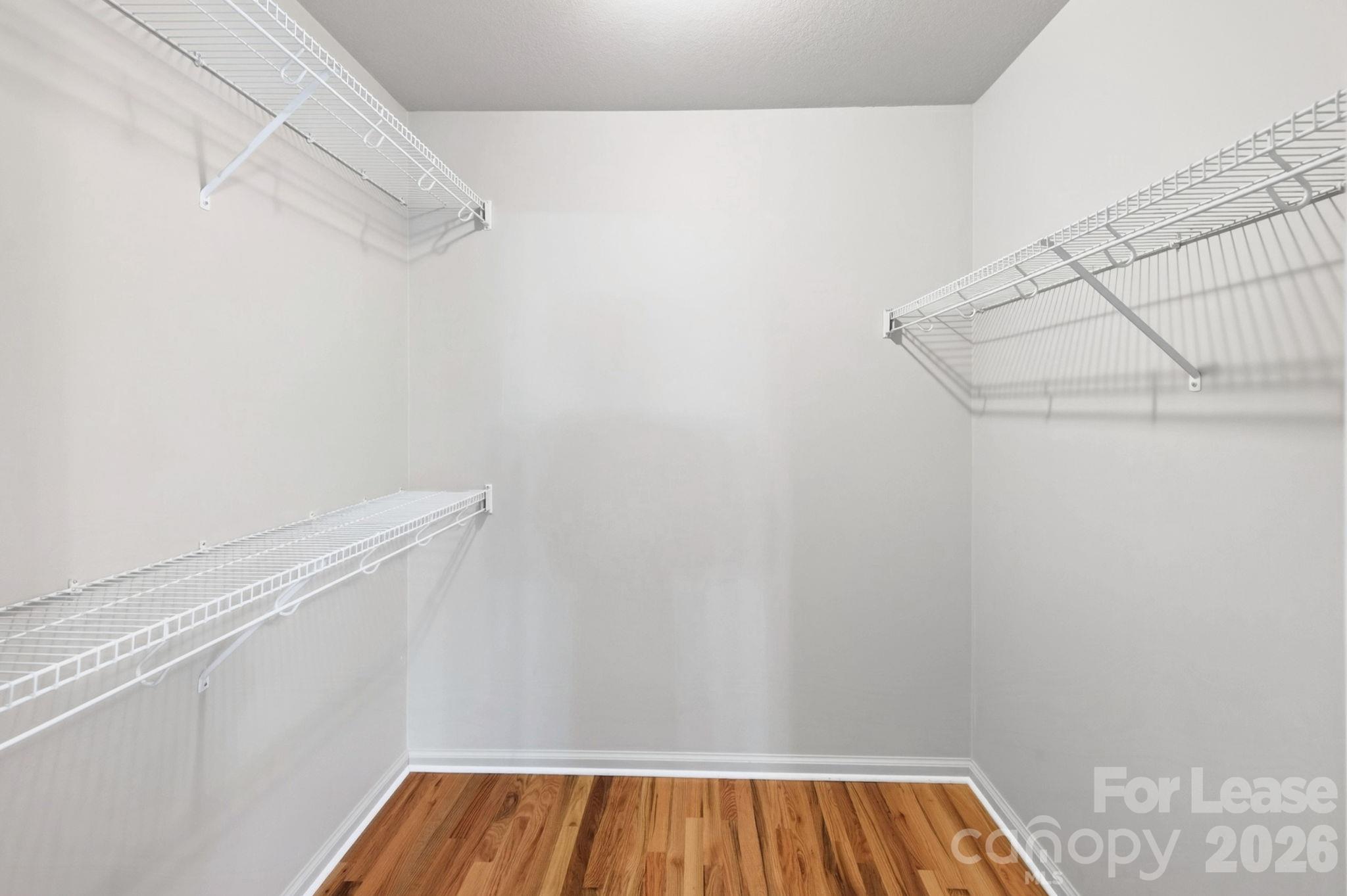 73 Rotunda Circle Property Photo 12