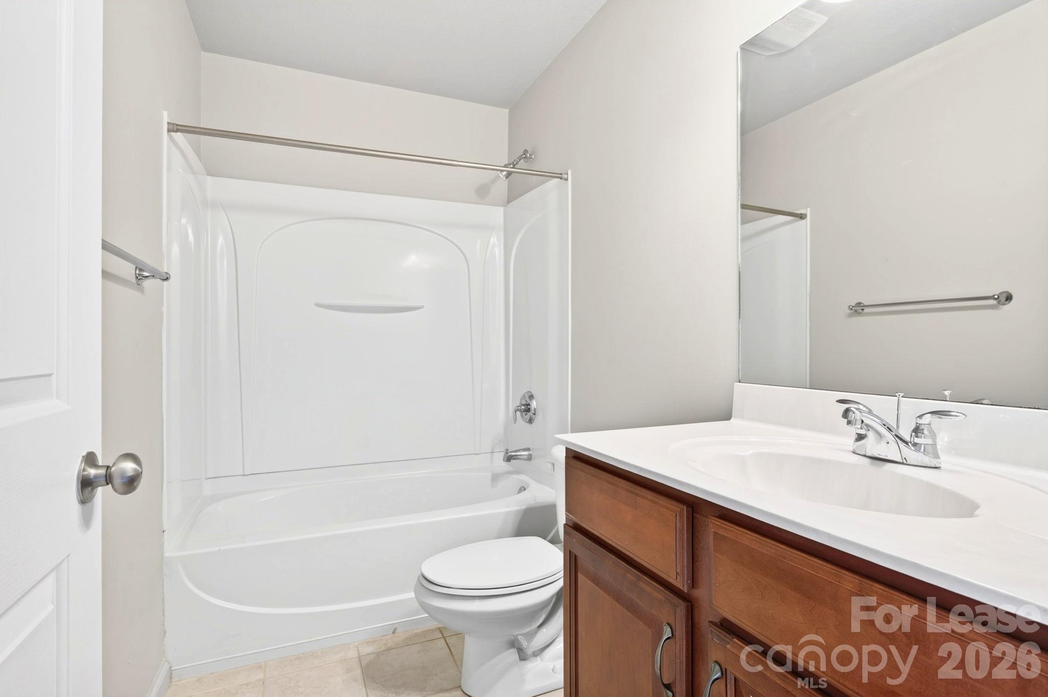 73 Rotunda Circle Property Photo 16