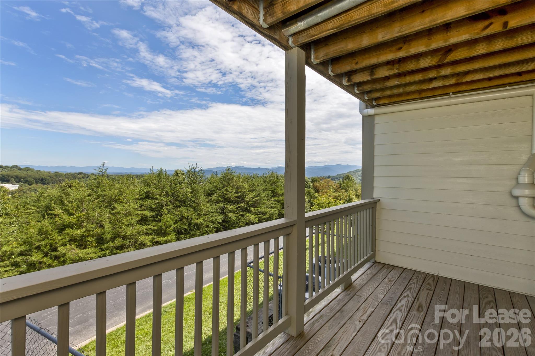 73 Rotunda Circle Property Photo 20