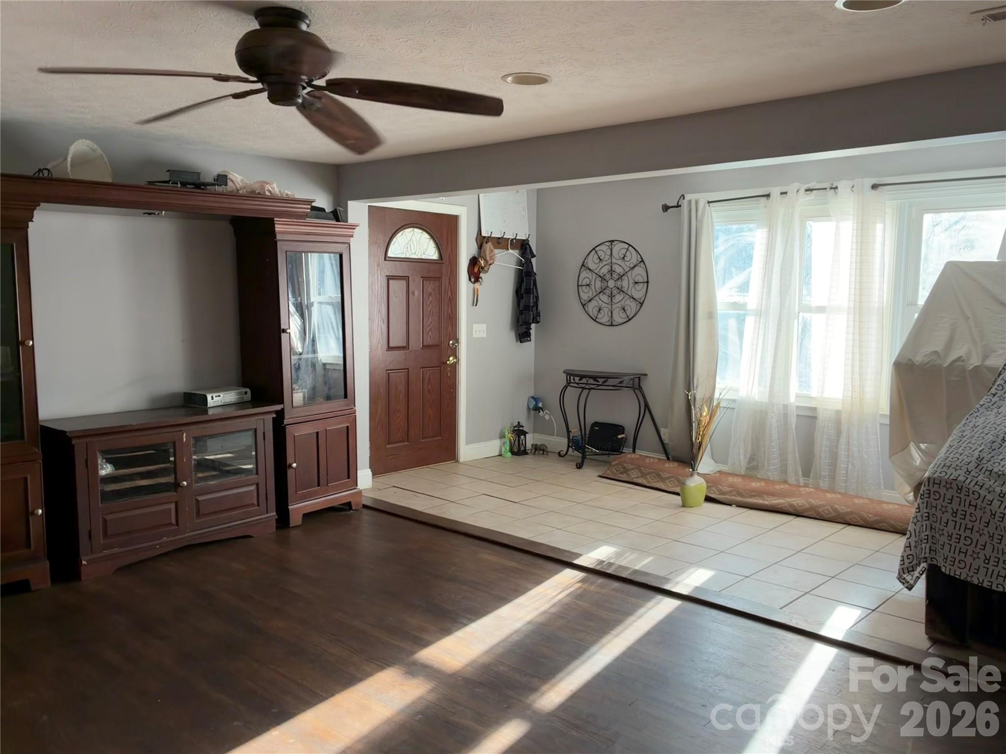203 Regan Street Property Photo 6