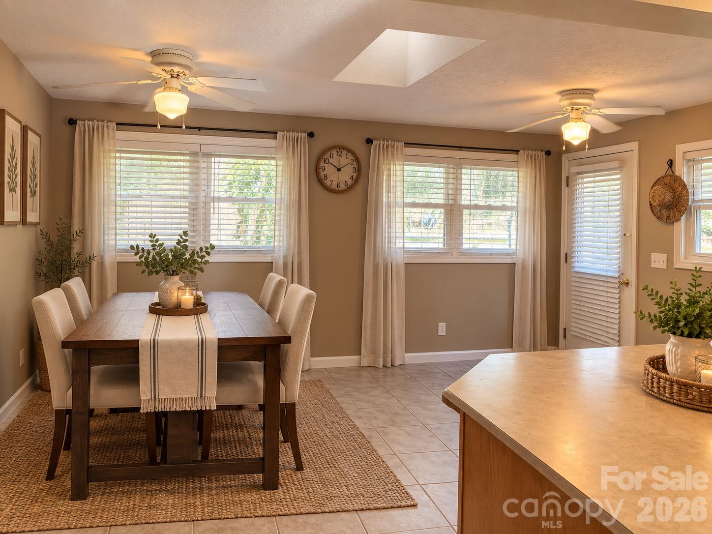 203 Regan Street Property Photo 7