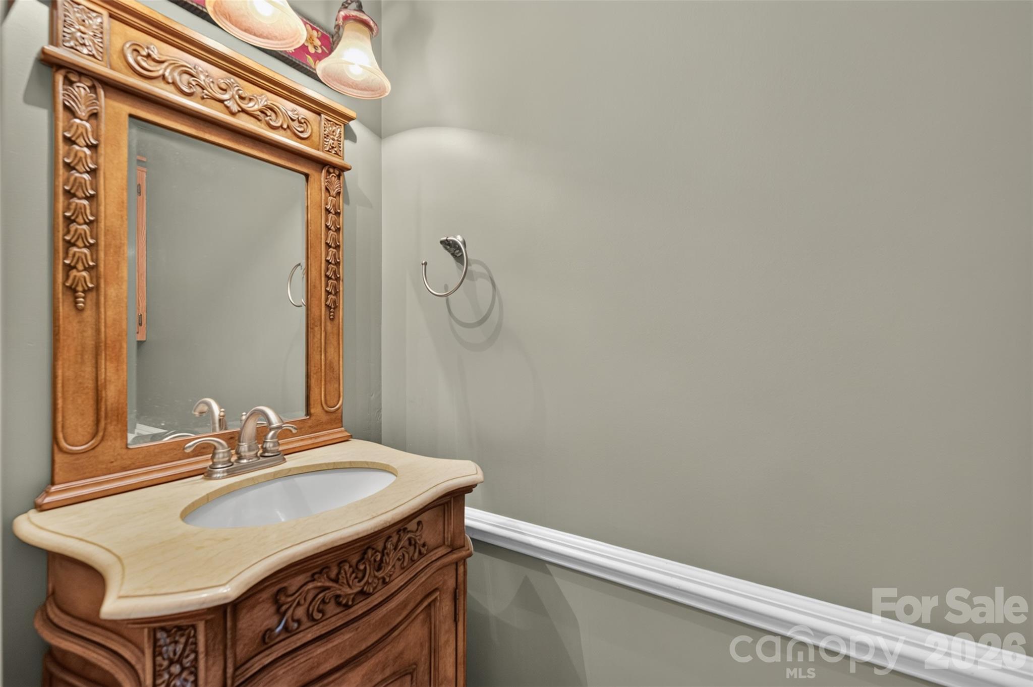 623 College Avenue Property Photo 19