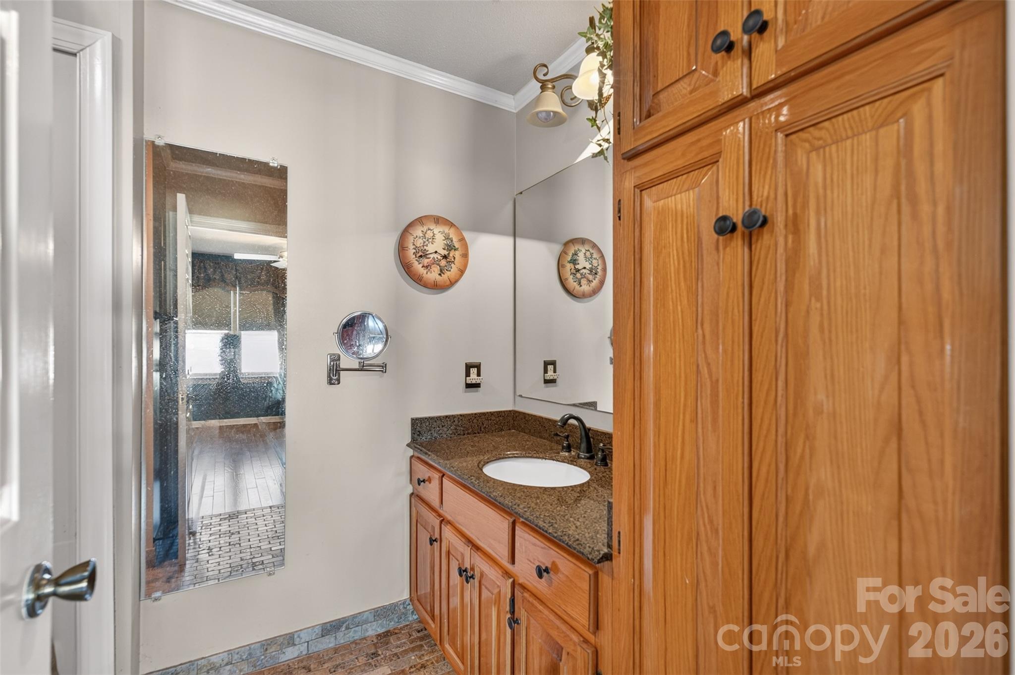 623 College Avenue Property Photo 26