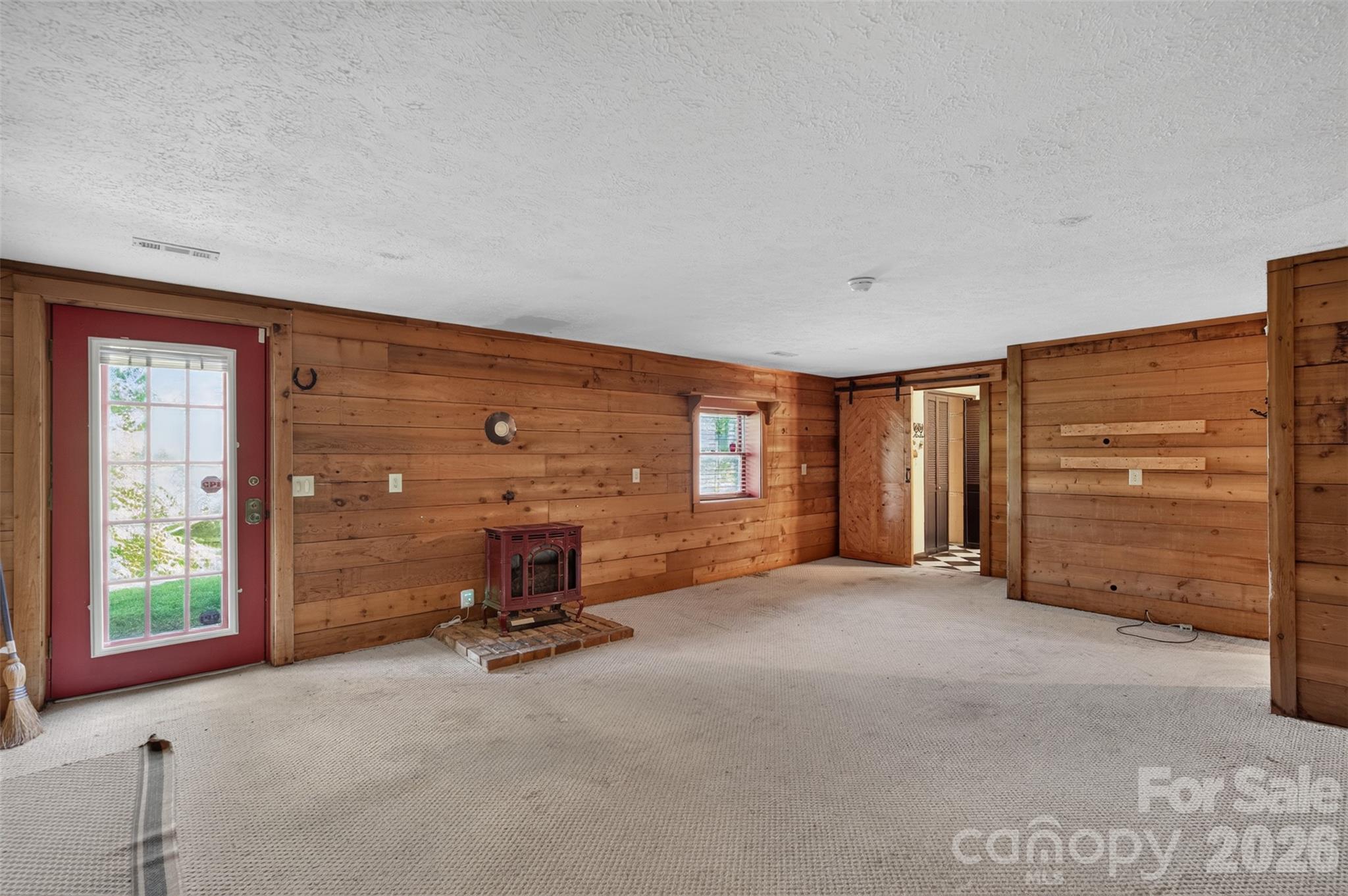 623 College Avenue Property Photo 33