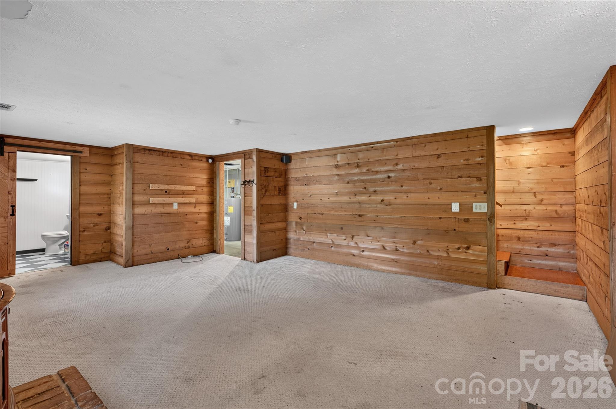 623 College Avenue Property Photo 34