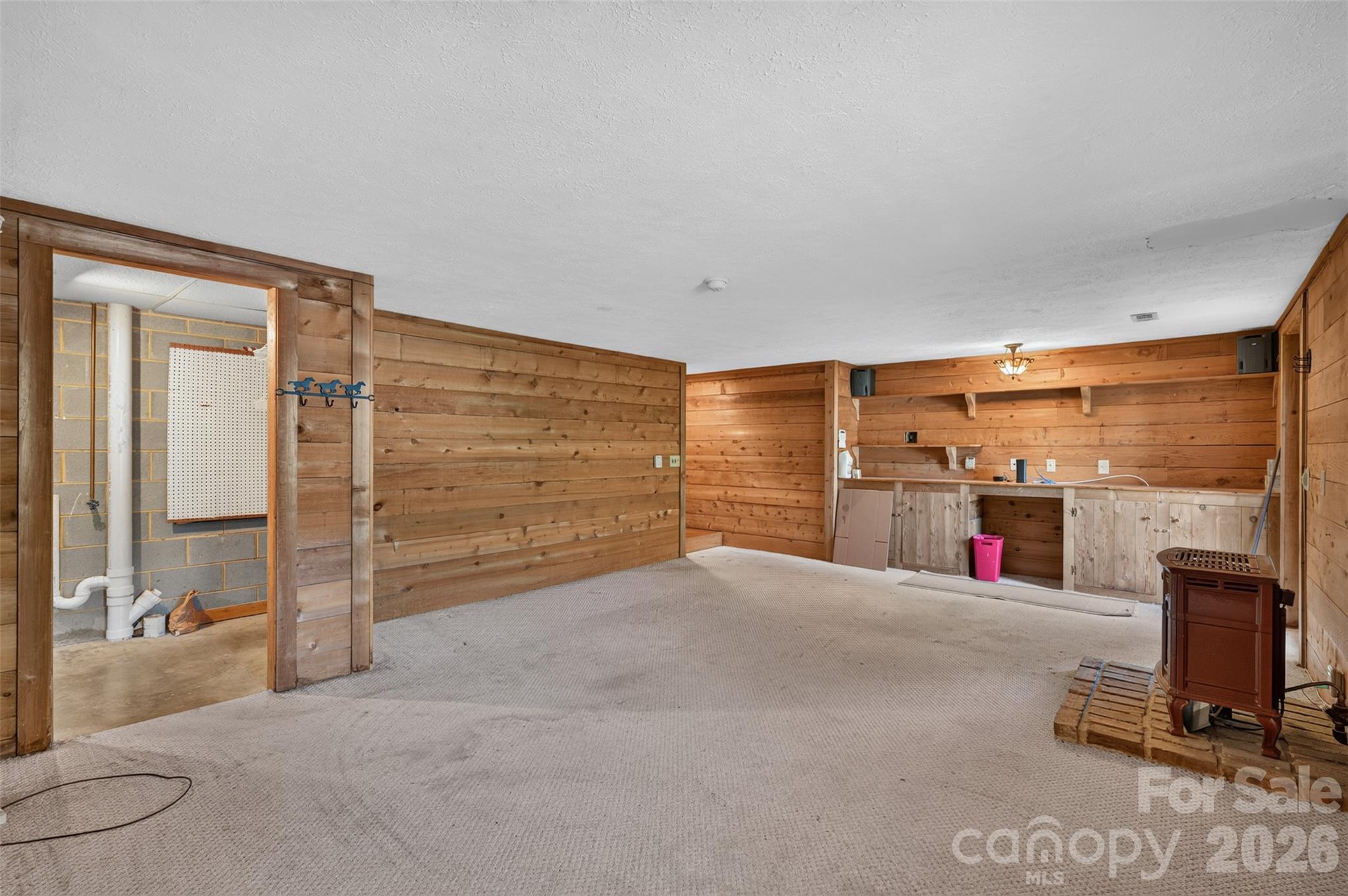 623 College Avenue Property Photo 36