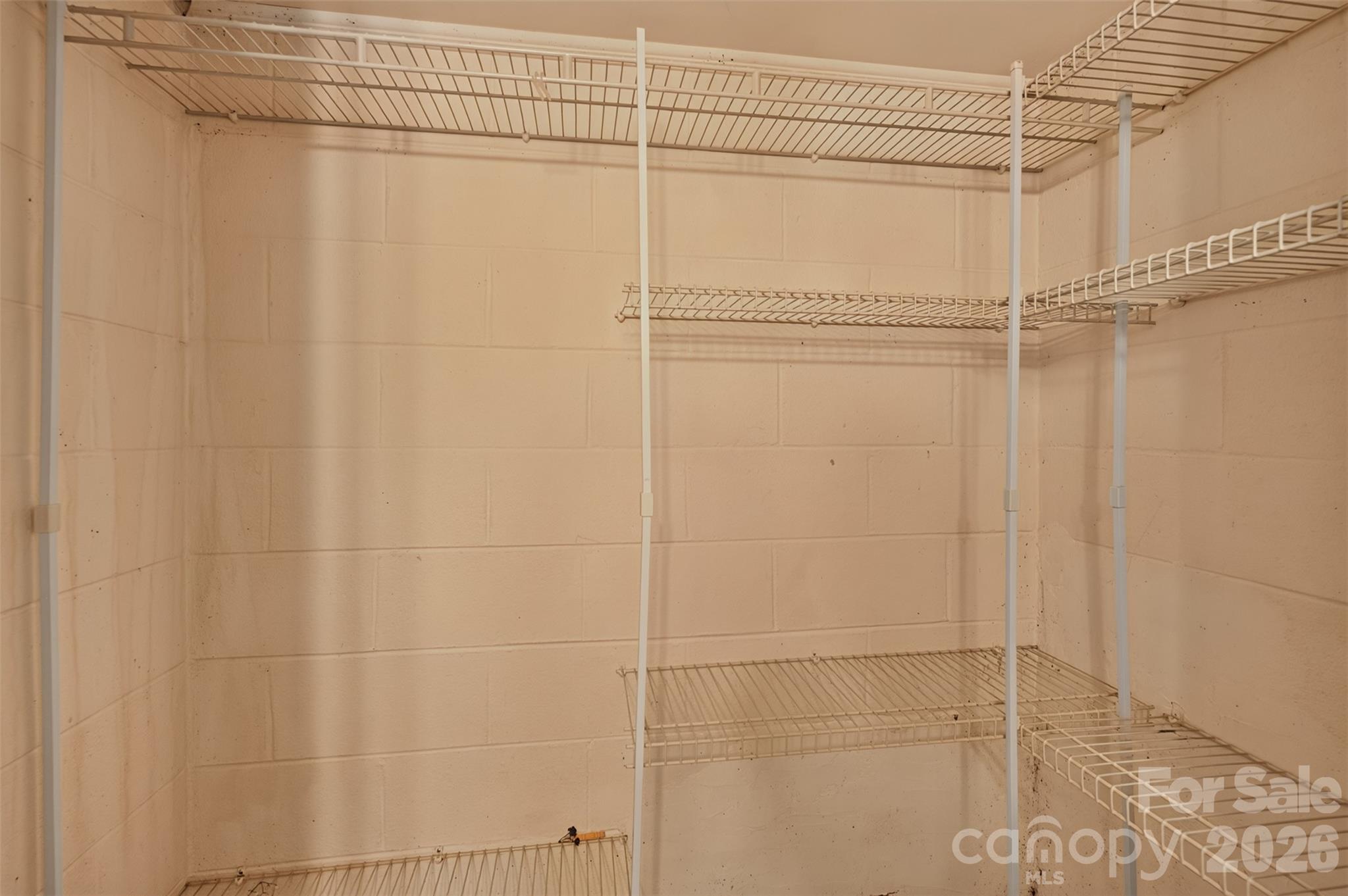 623 College Avenue Property Photo 38