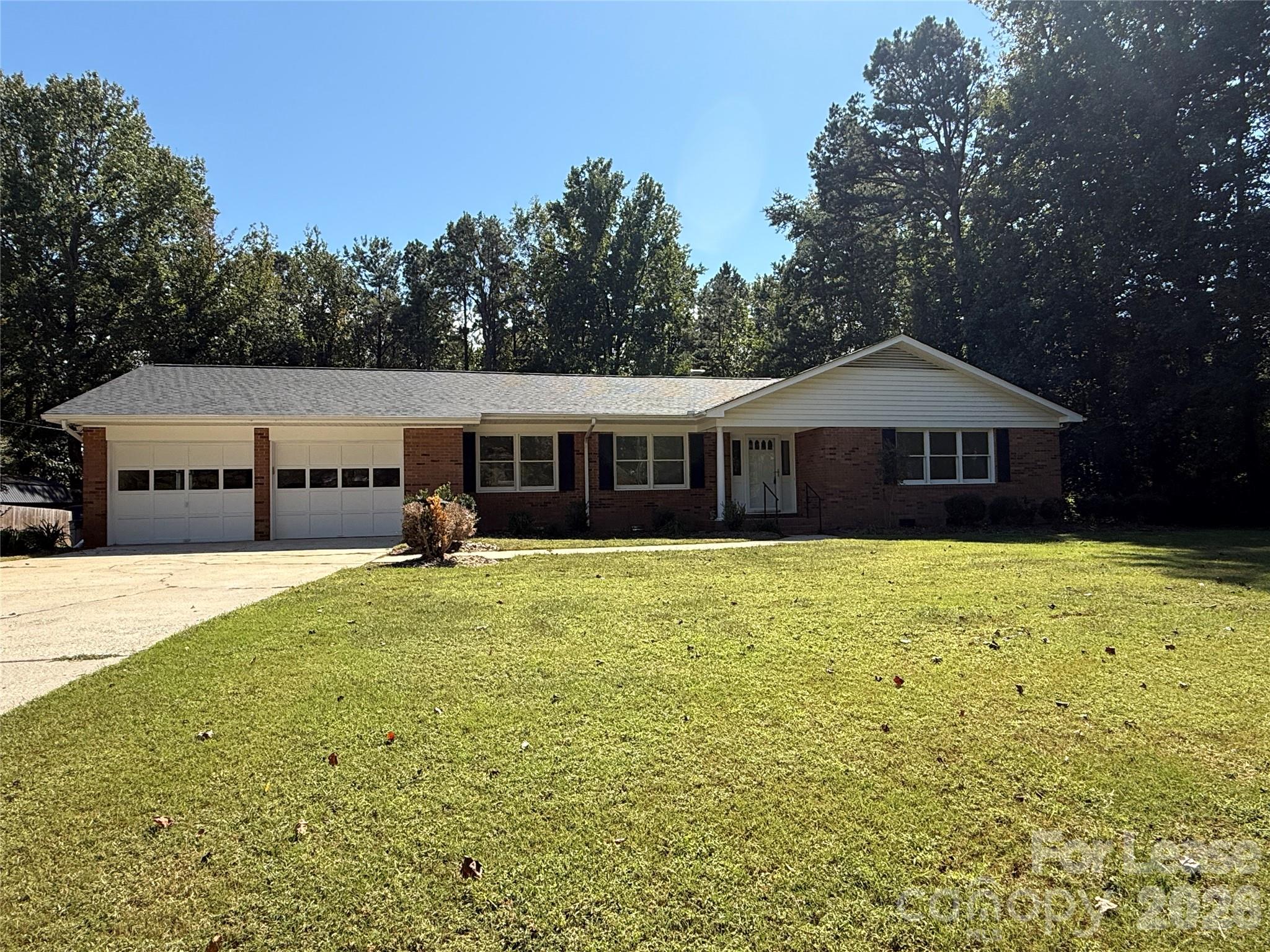 8806 Crestwood Drive Property Photo 1