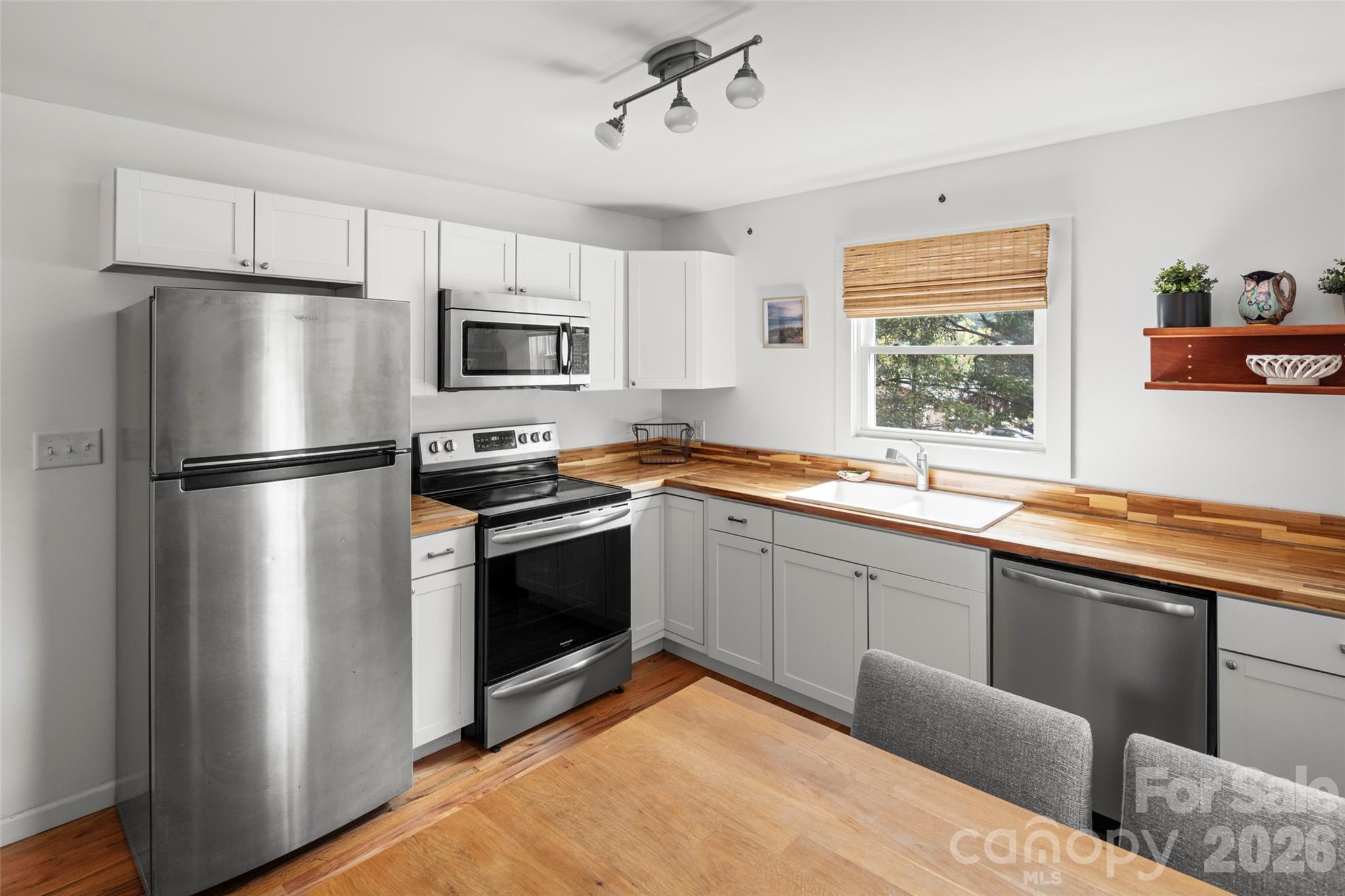50 Long Cove Road Property Photo 6