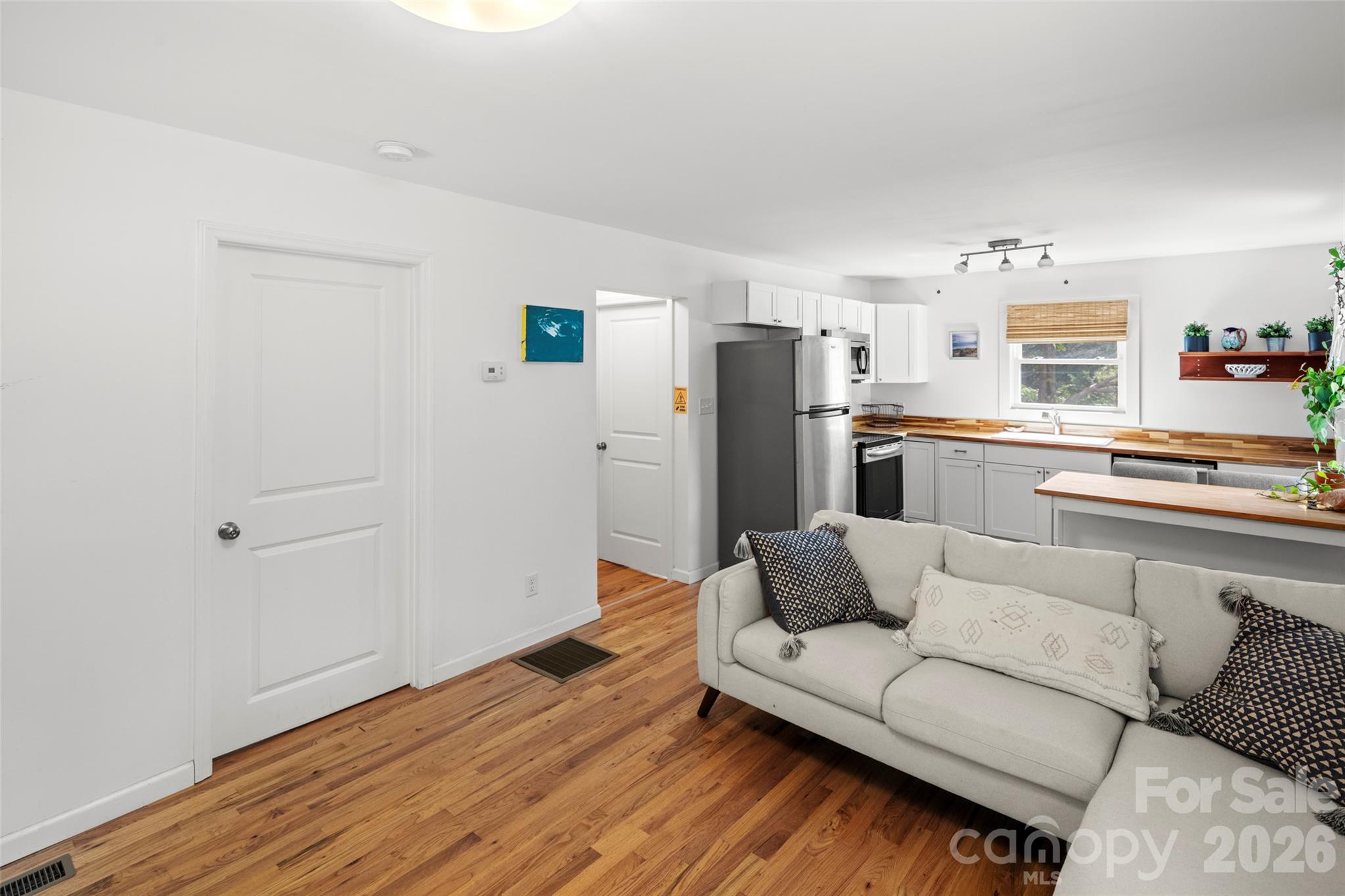 50 Long Cove Road Property Photo 9