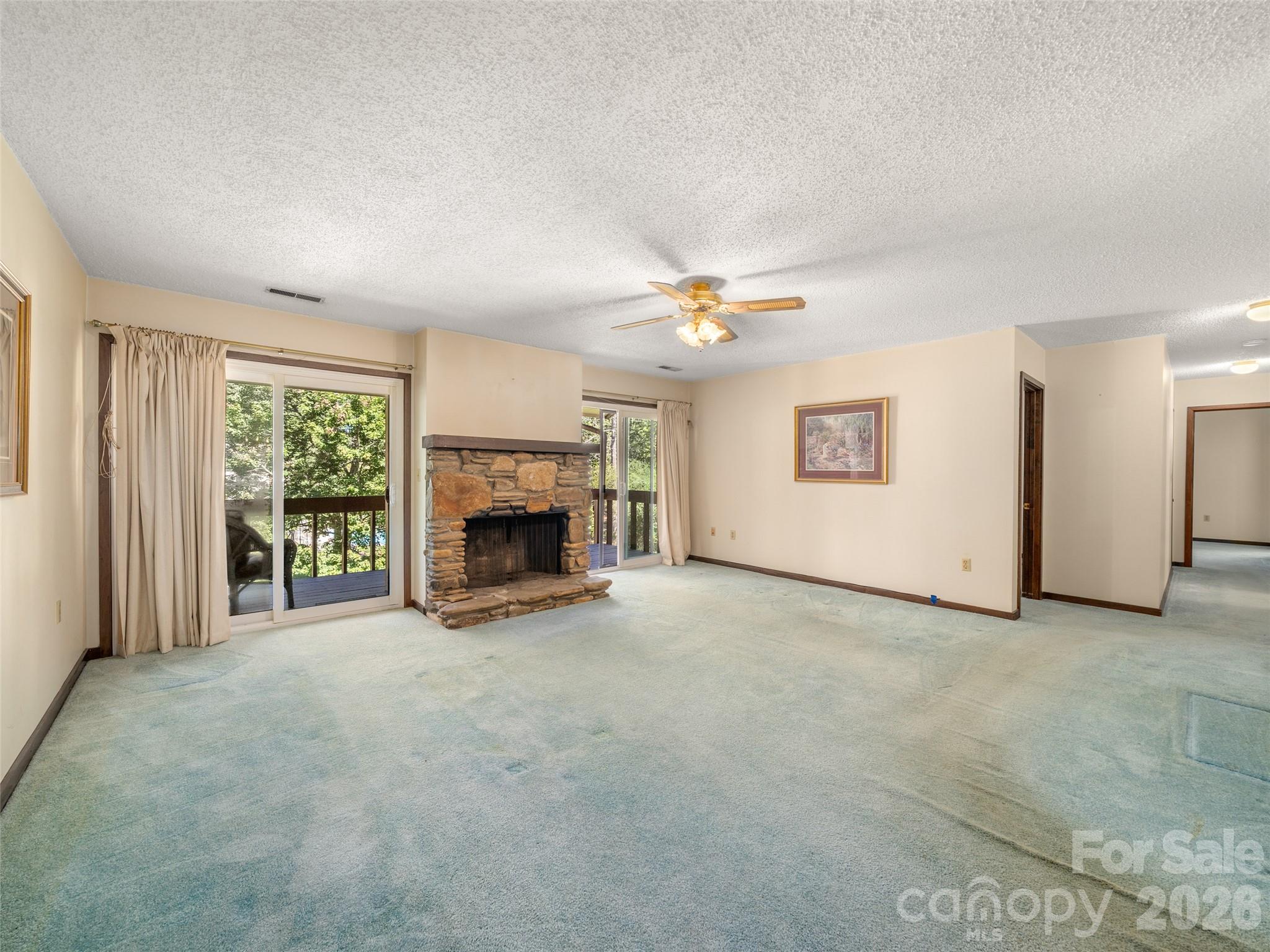 111 Shepard Square 605 Property Photo 3
