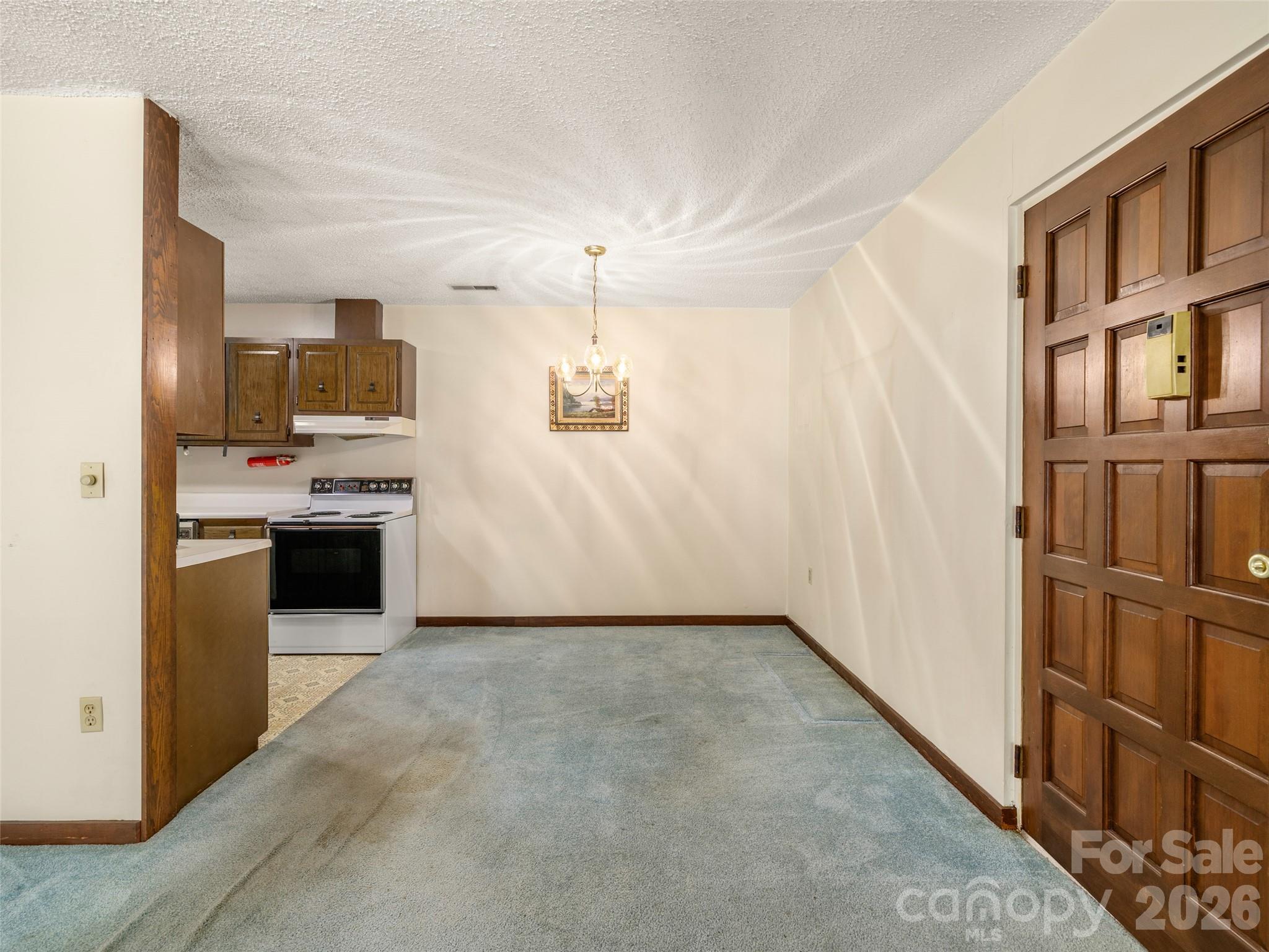 111 Shepard Square 605 Property Photo 6