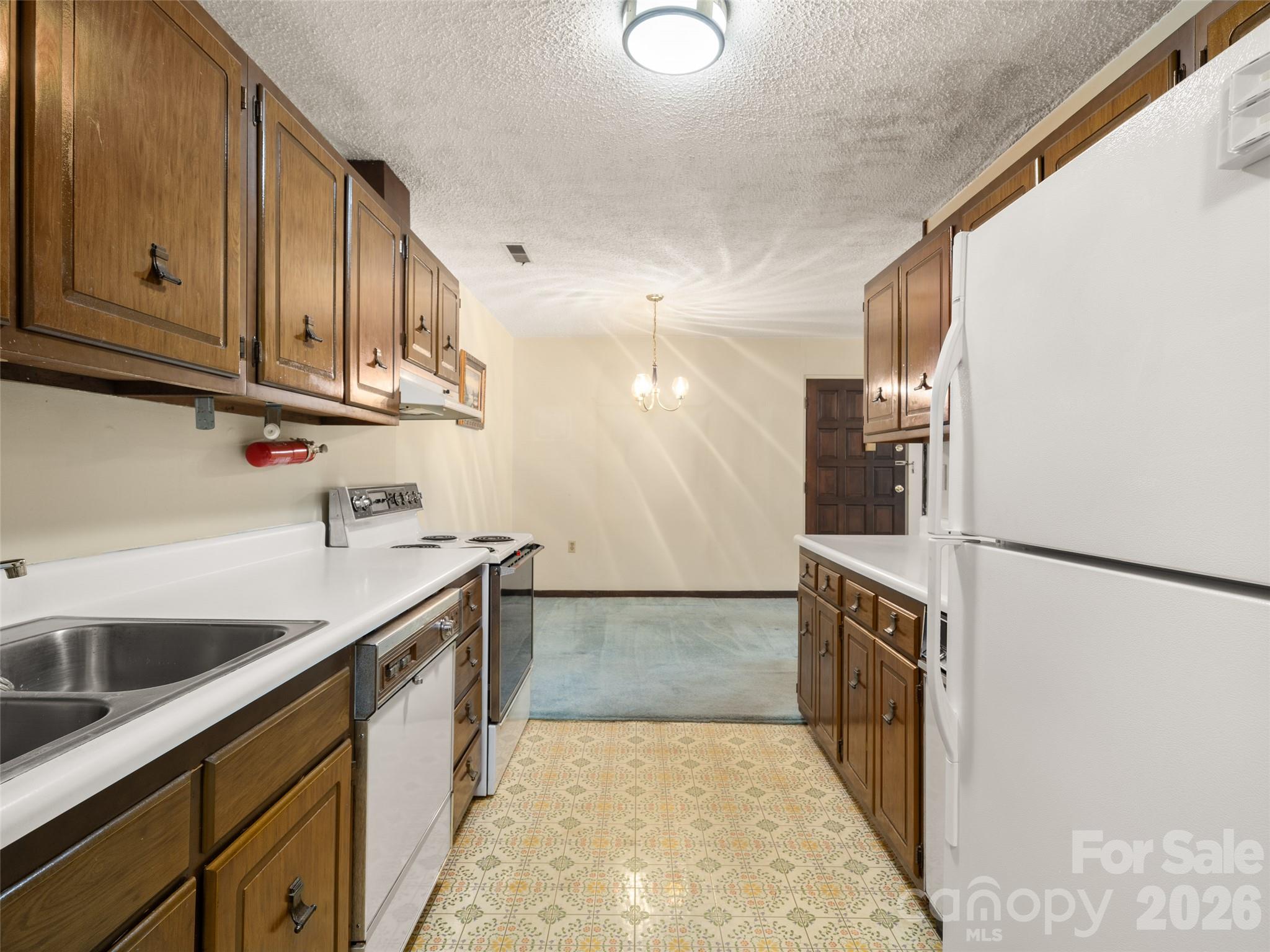 111 Shepard Square 605 Property Photo 12