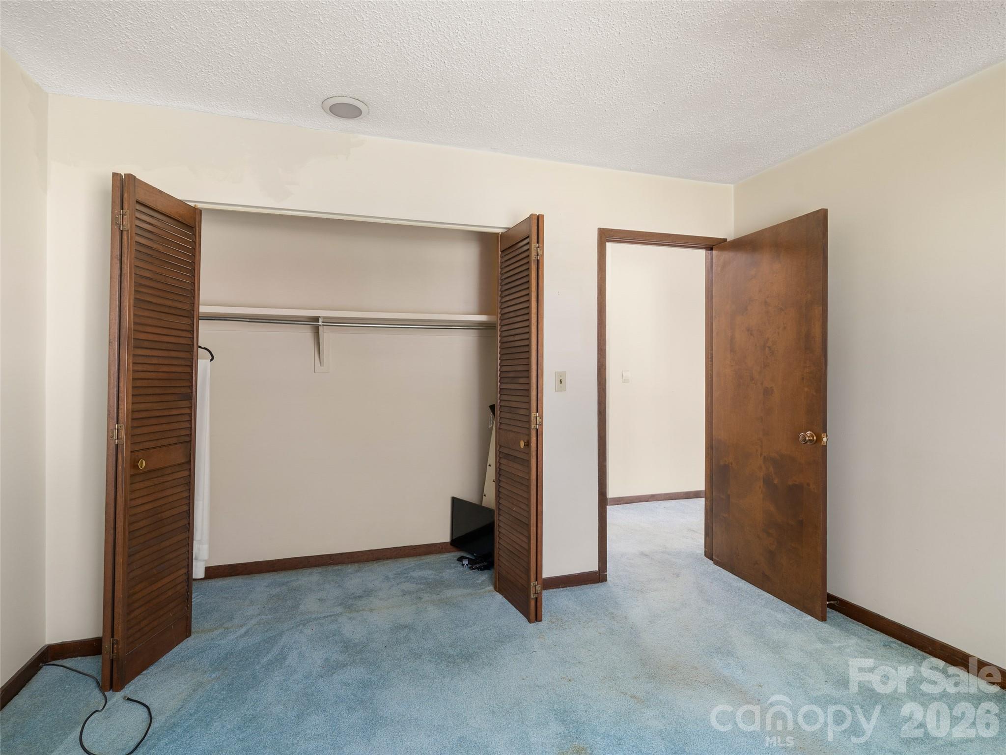 111 Shepard Square 605 Property Photo 14