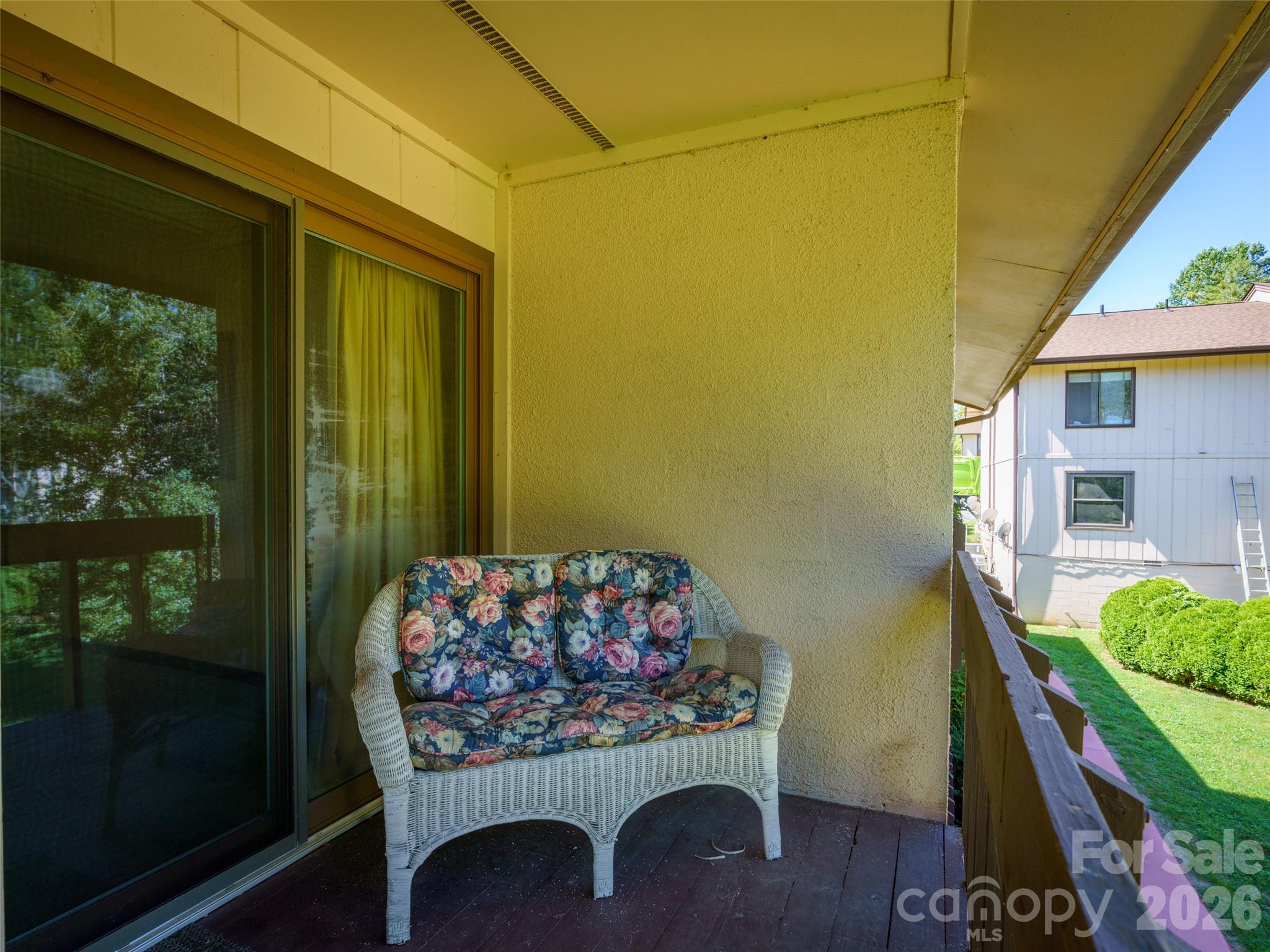 111 Shepard Square 605 Property Photo 24