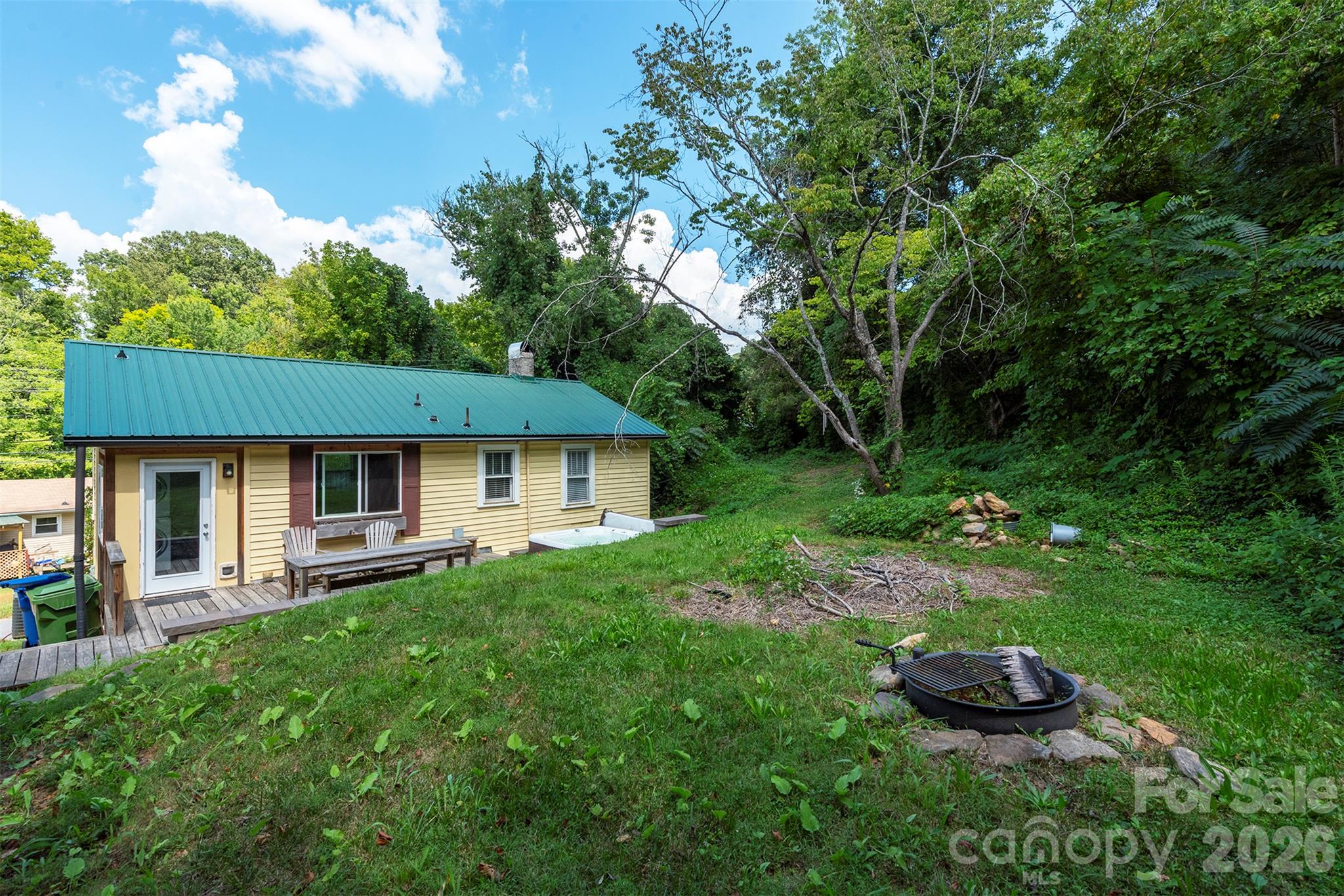 22 Weaver Street Property Photo 5