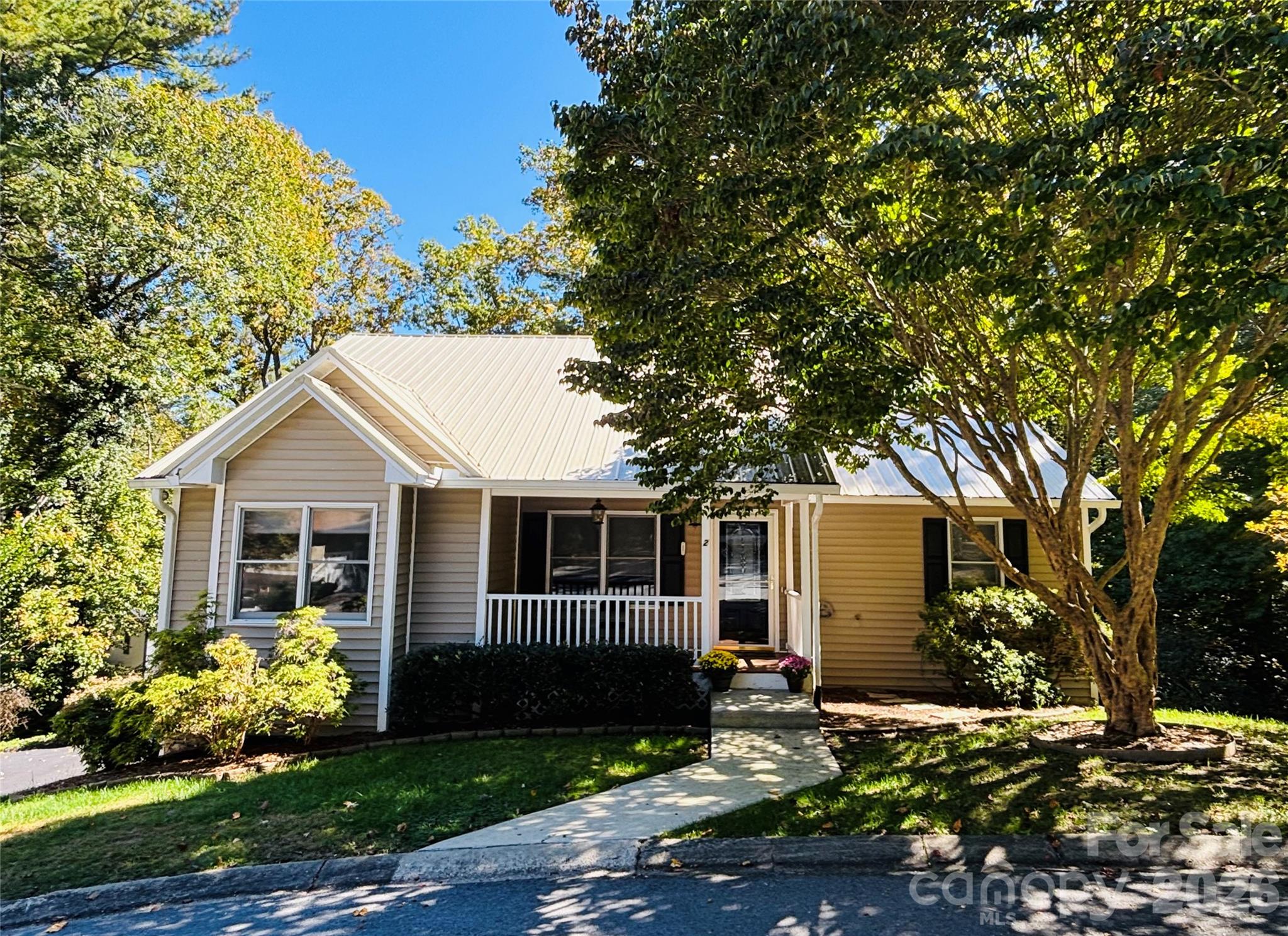 2 Maybury Place Property Photo 1