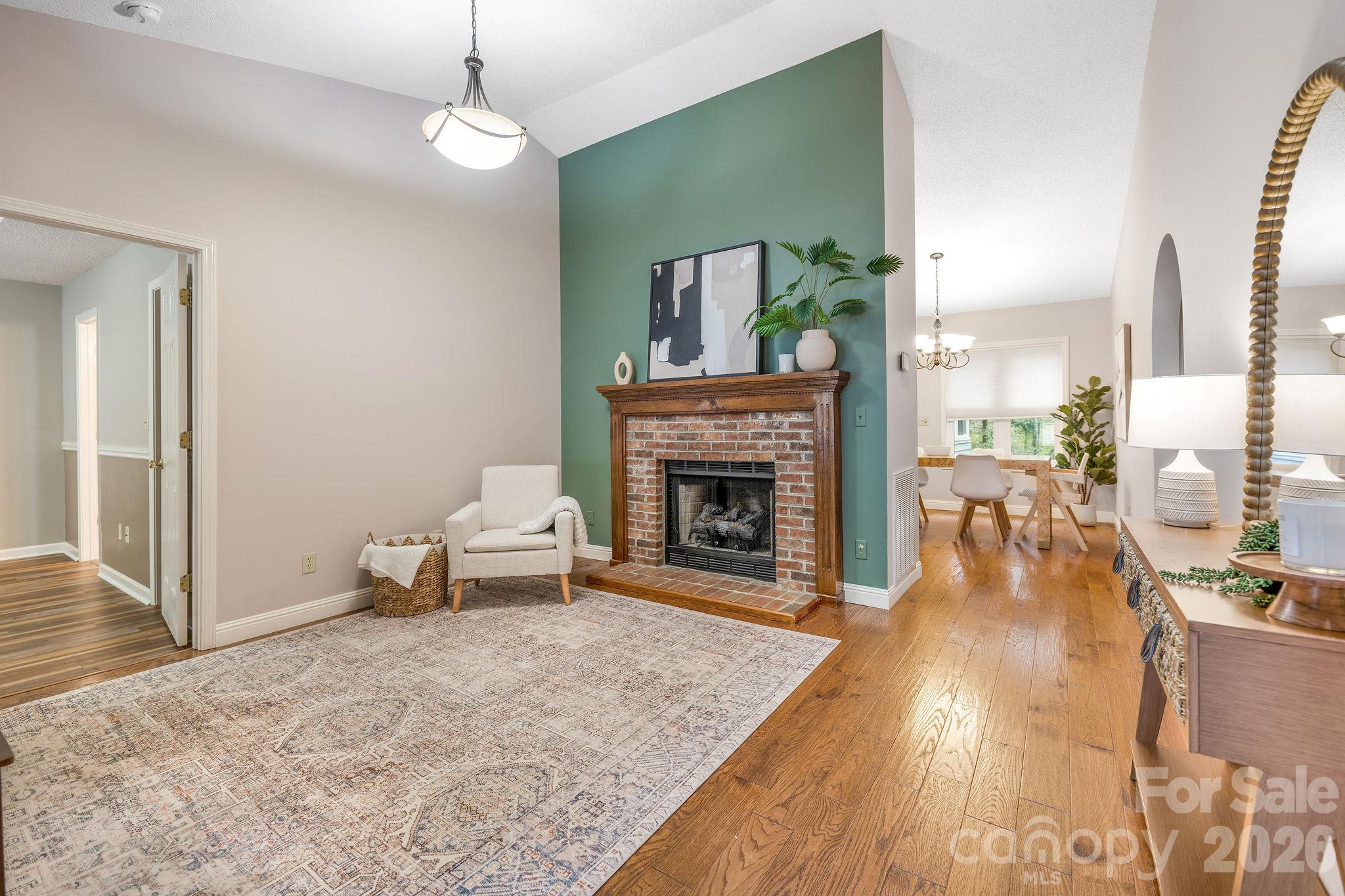 2 Maybury Place Property Photo 6