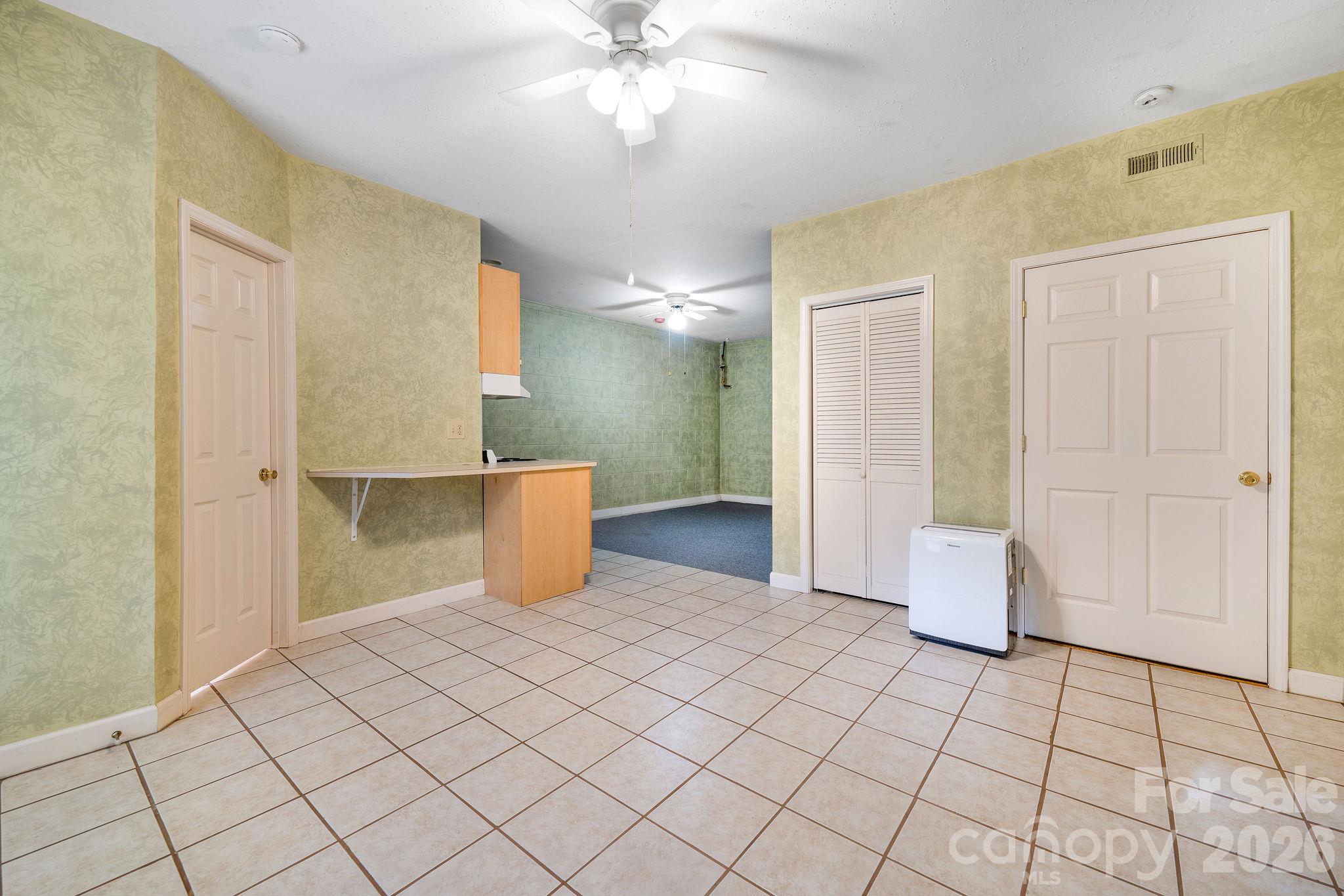 2 Maybury Place Property Photo 28