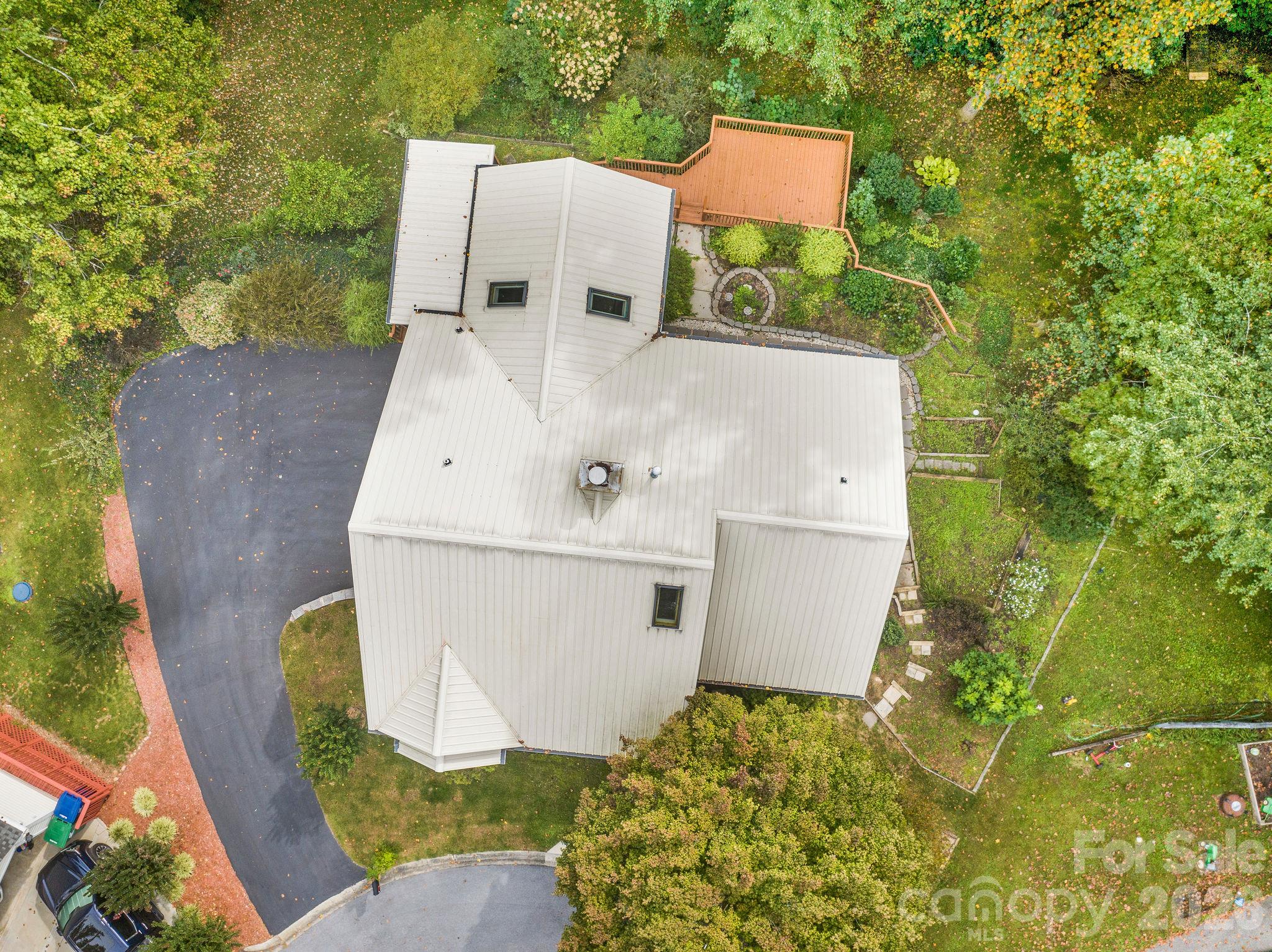 2 Maybury Place Property Photo 39