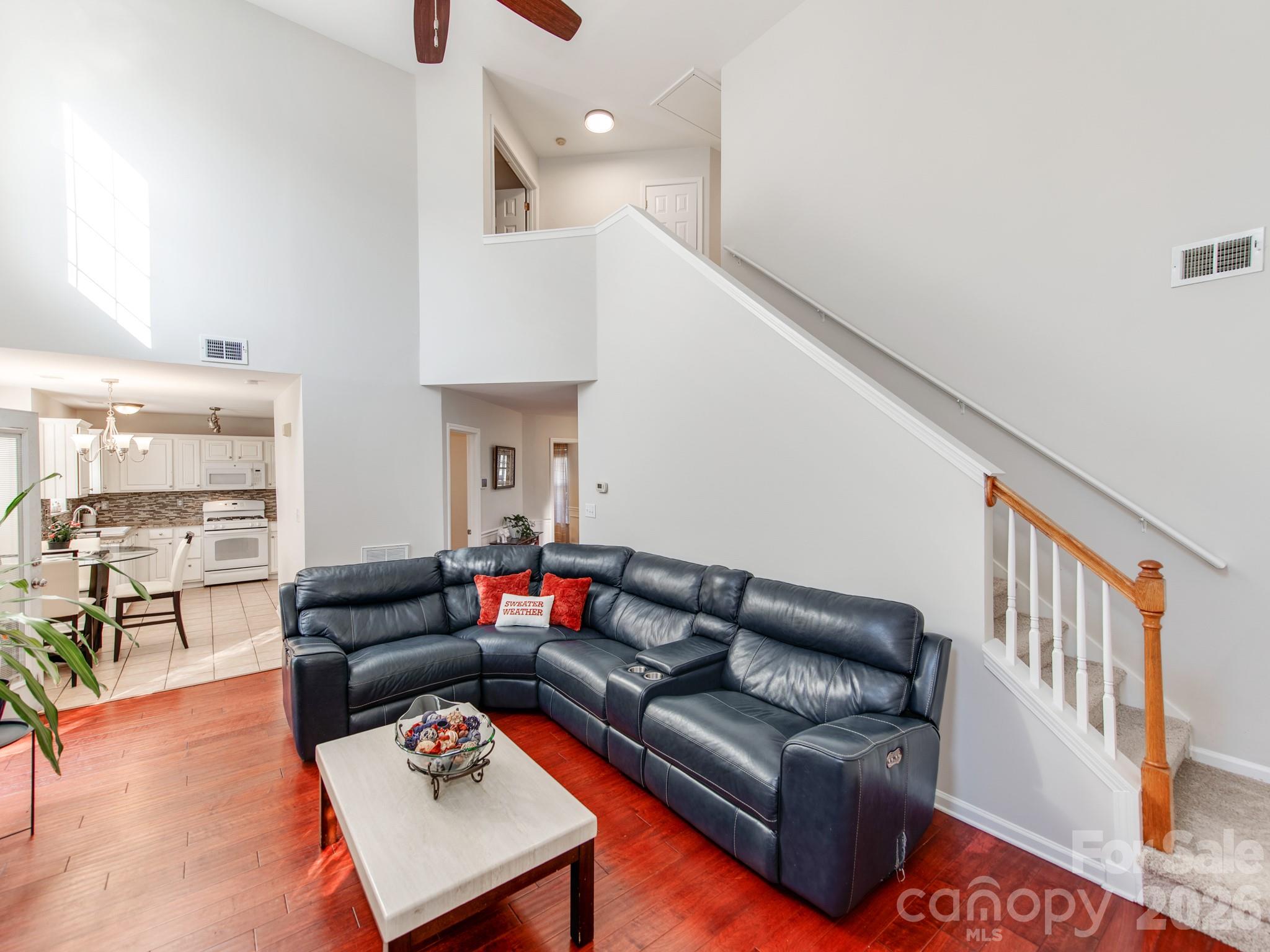 7707 Nicolette Court Property Photo 8