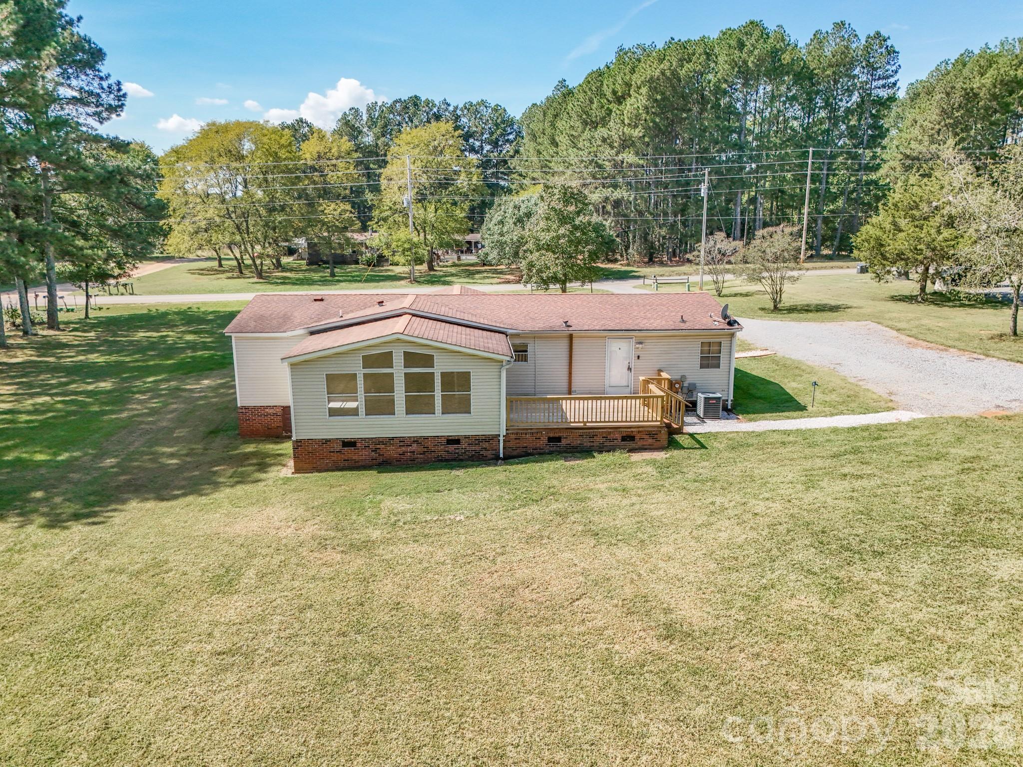 2120 Peeler Road Property Photo 3
