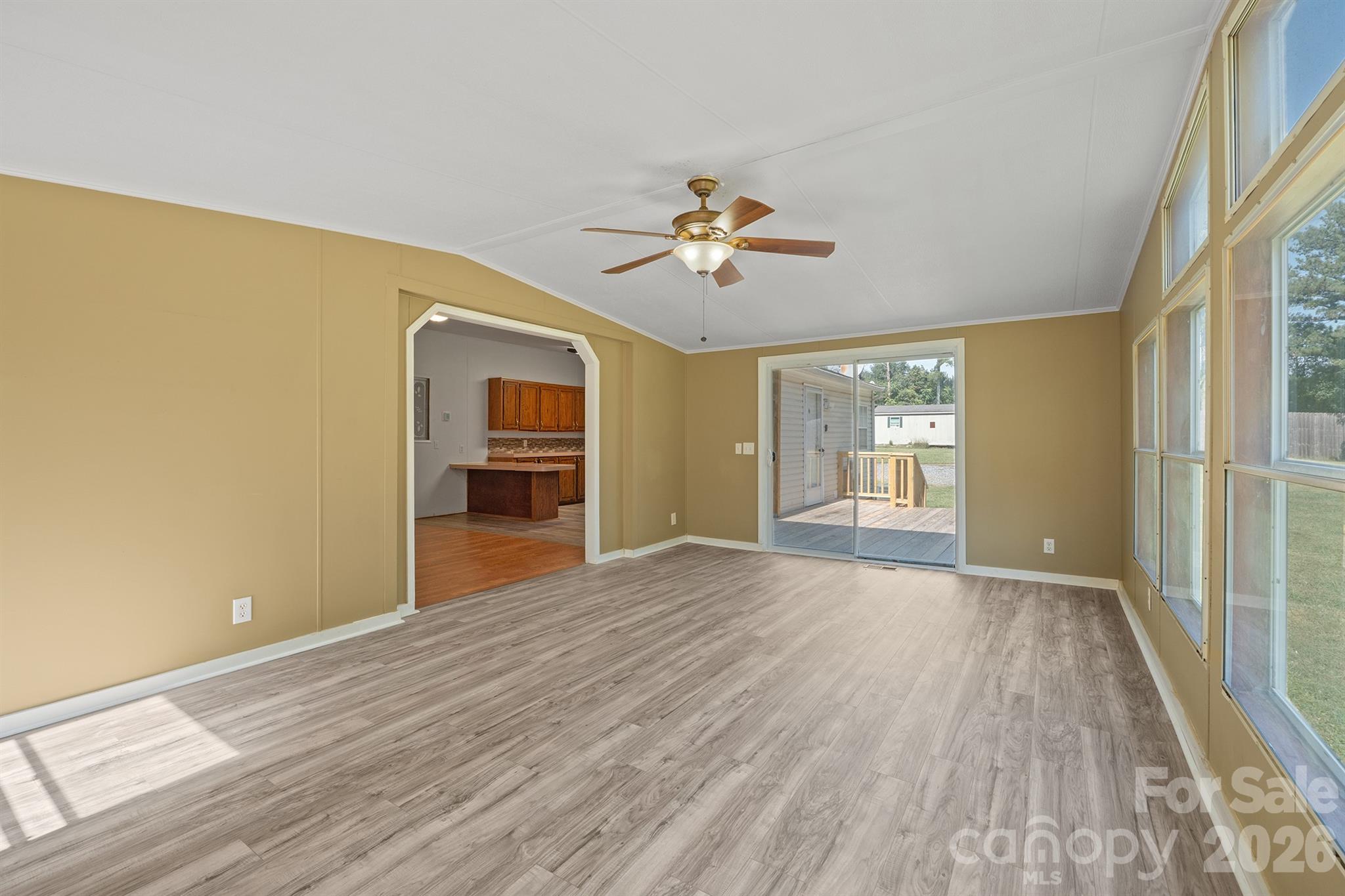 2120 Peeler Road Property Photo 23