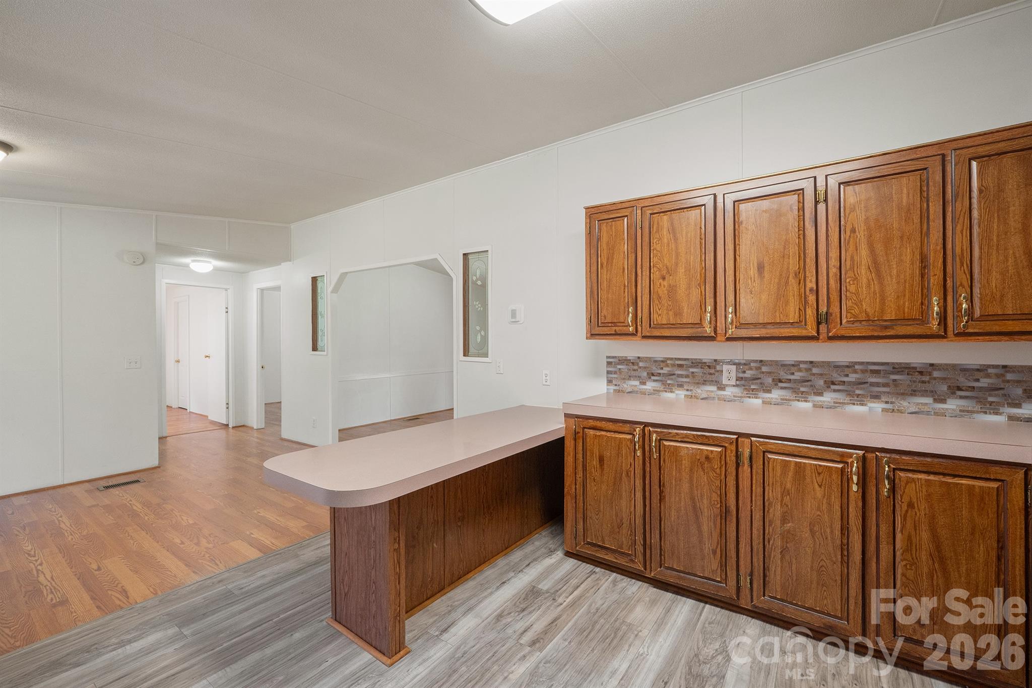 2120 Peeler Road Property Photo 30
