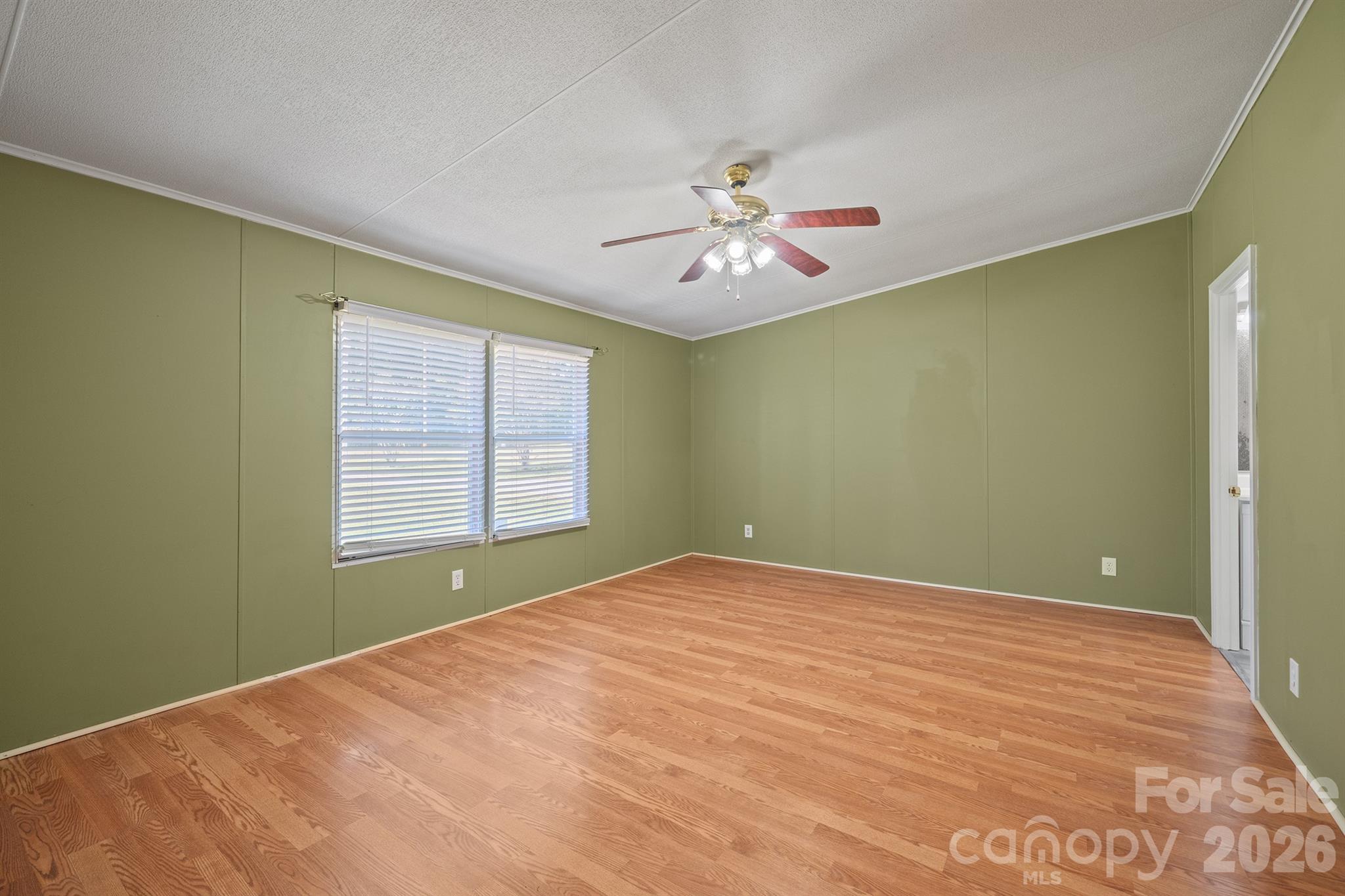2120 Peeler Road Property Photo 31