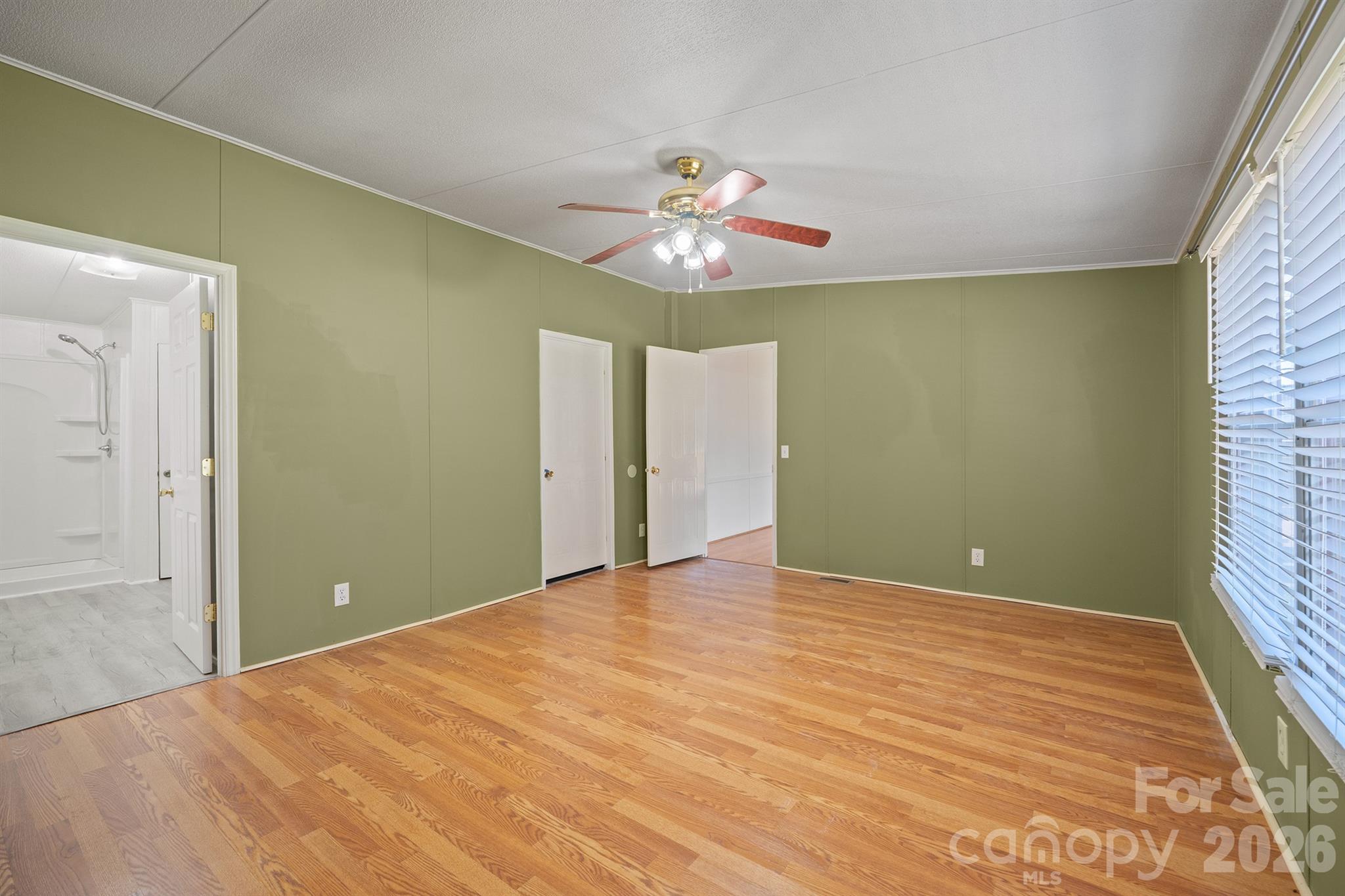 2120 Peeler Road Property Photo 32
