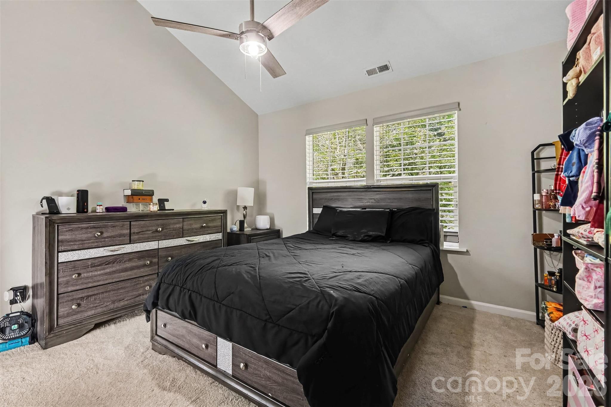 633 Ashford Street Property Photo 11