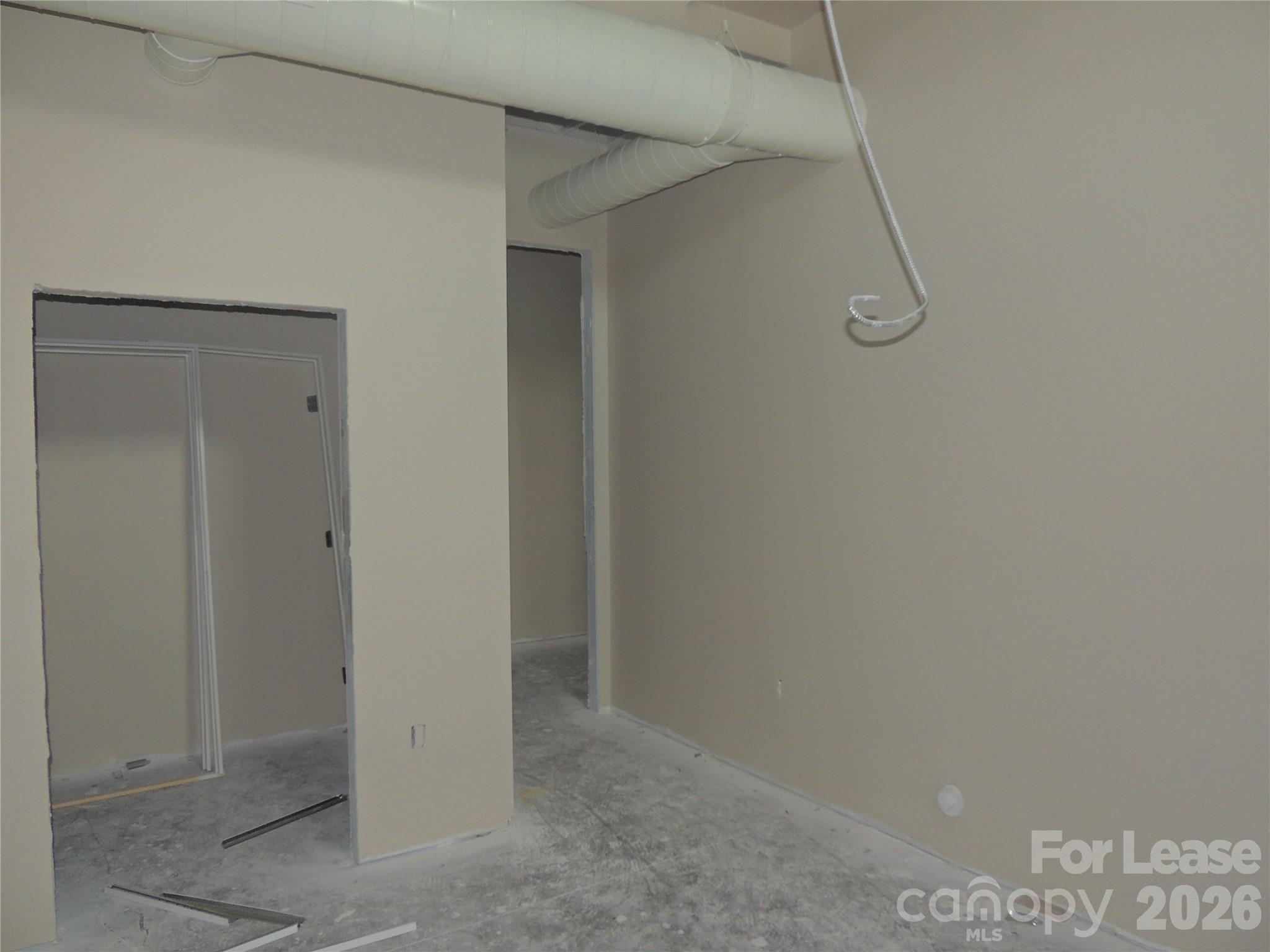 122 W Court Street Property Photo 5
