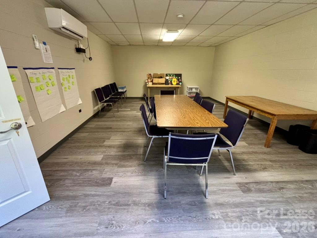 404 Governors View Road L02-l06 Property Photo 12