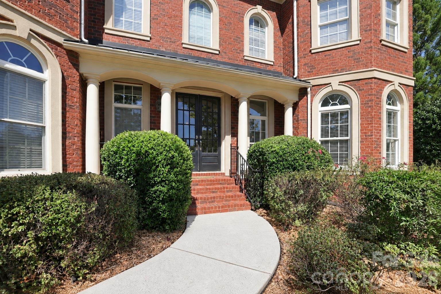 2309 Highland Forest Drive Property Photo 4