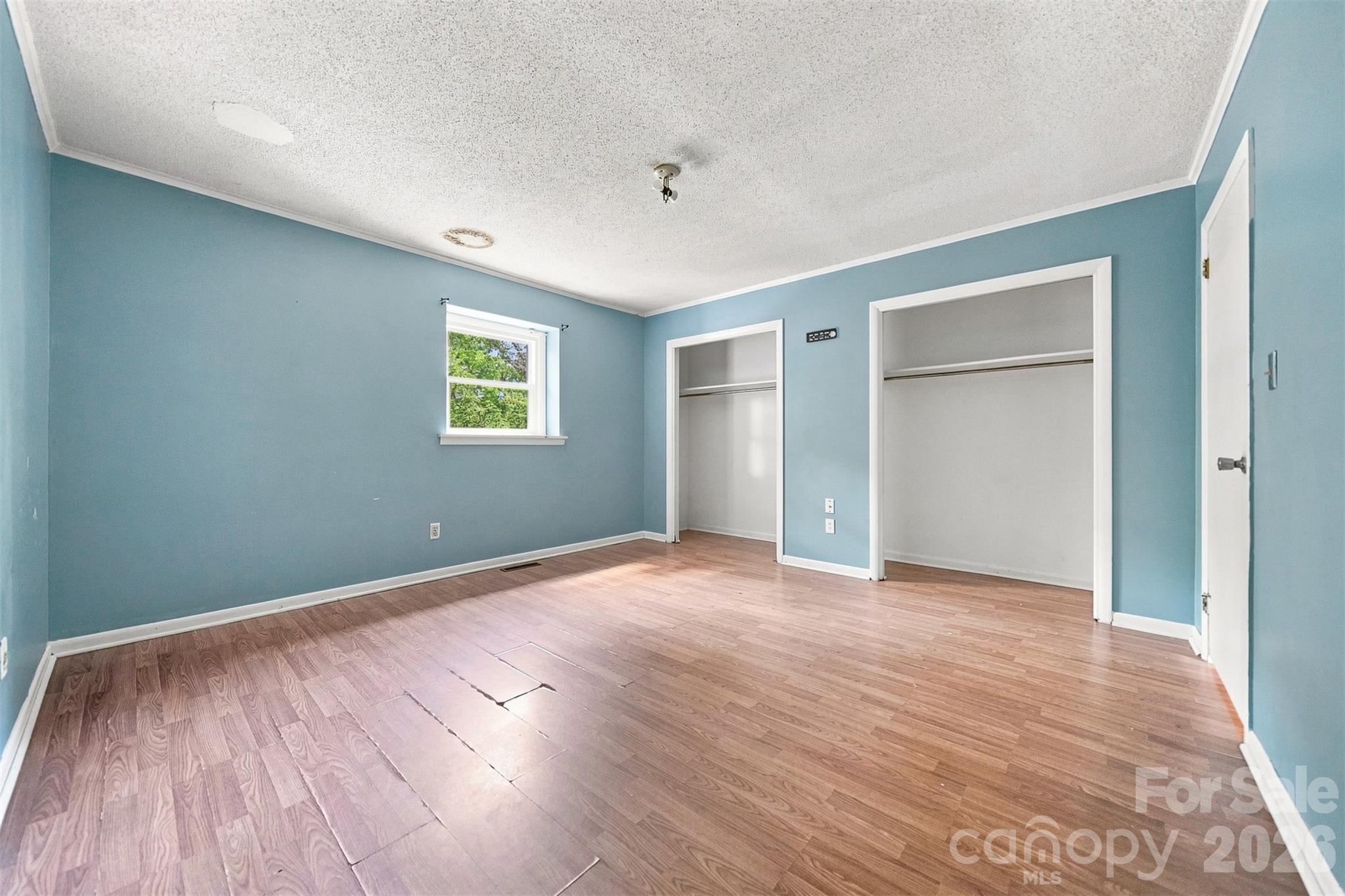 402 S Ashe Avenue Property Photo 28