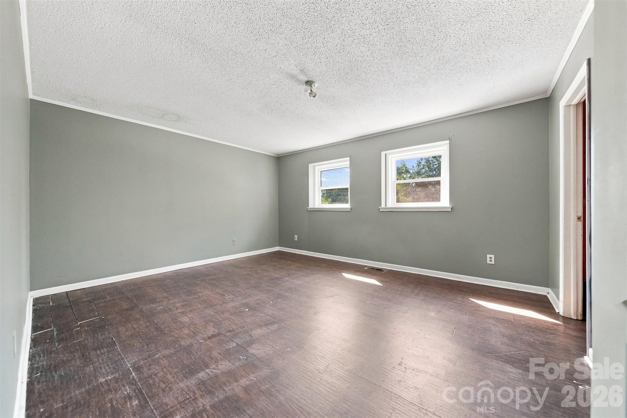 402 S Ashe Avenue Property Photo 29