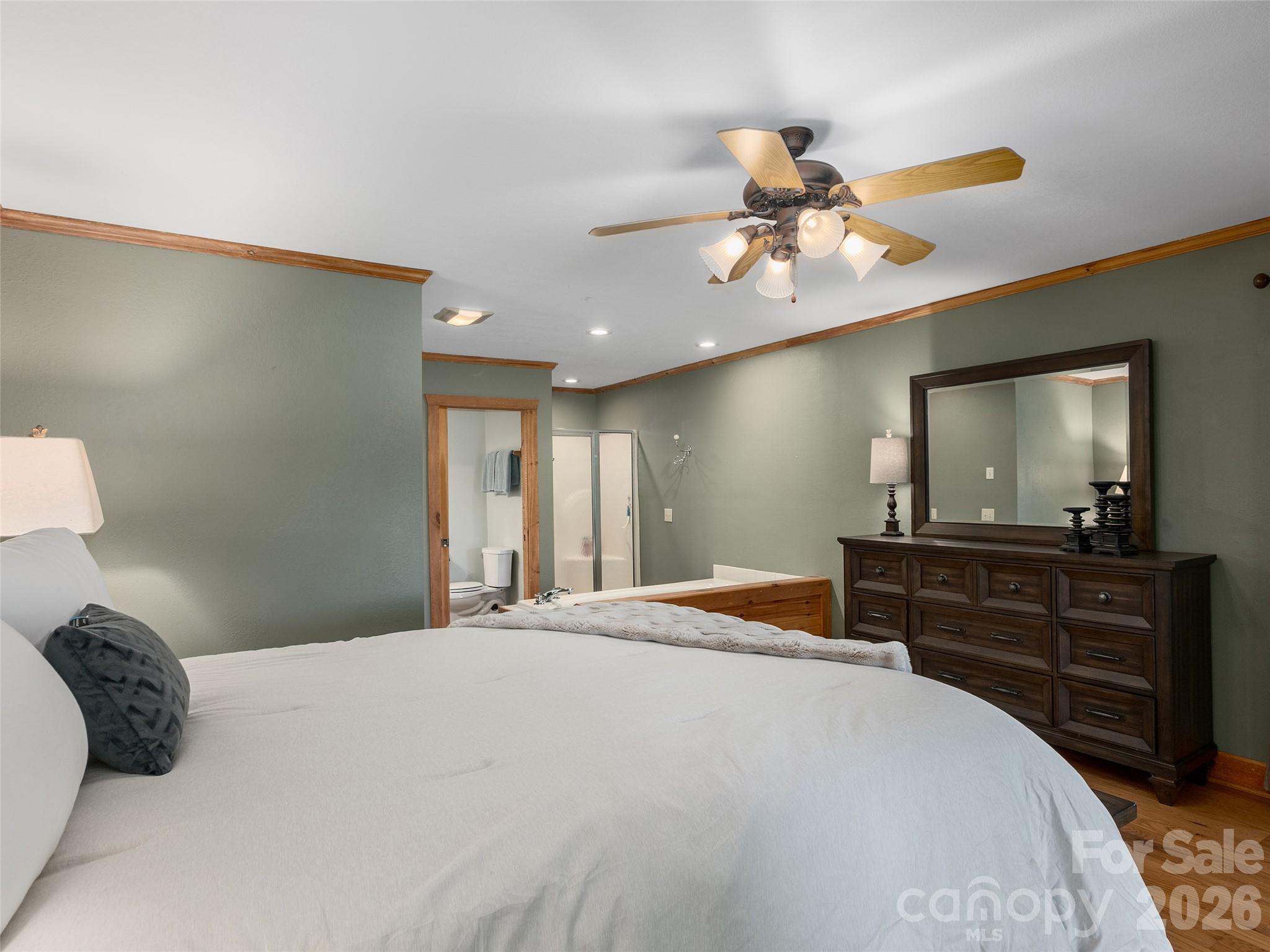5 Chalet Court Property Photo 16