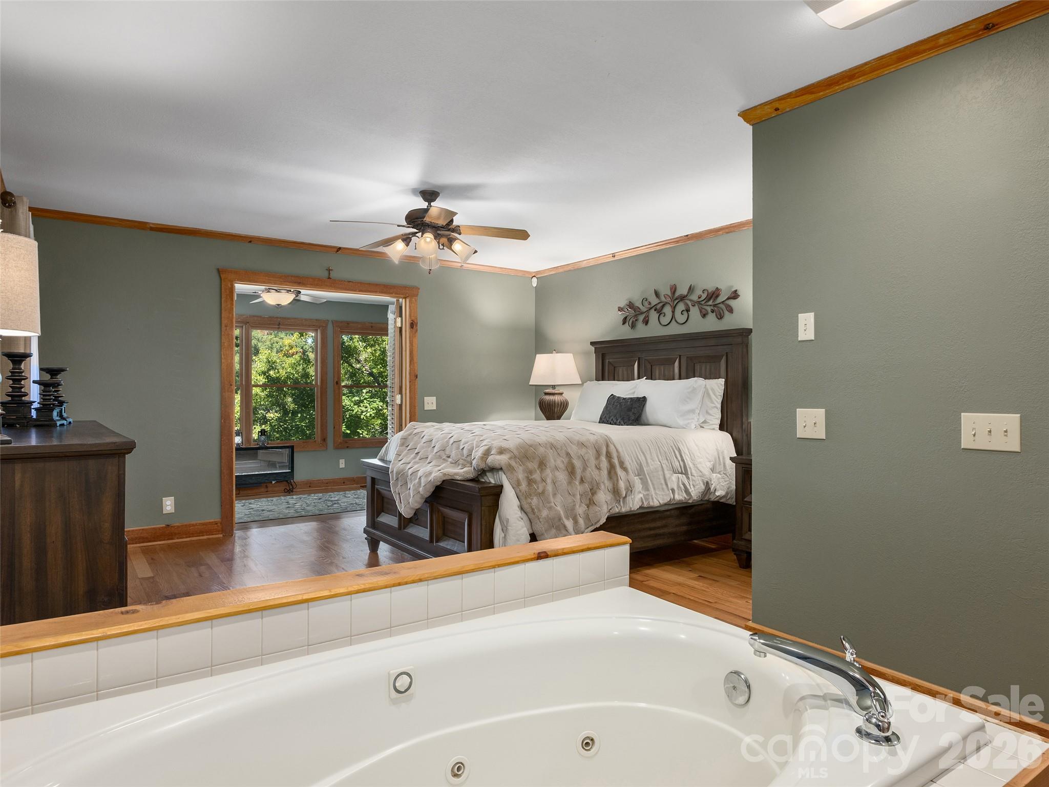 5 Chalet Court Property Photo 17