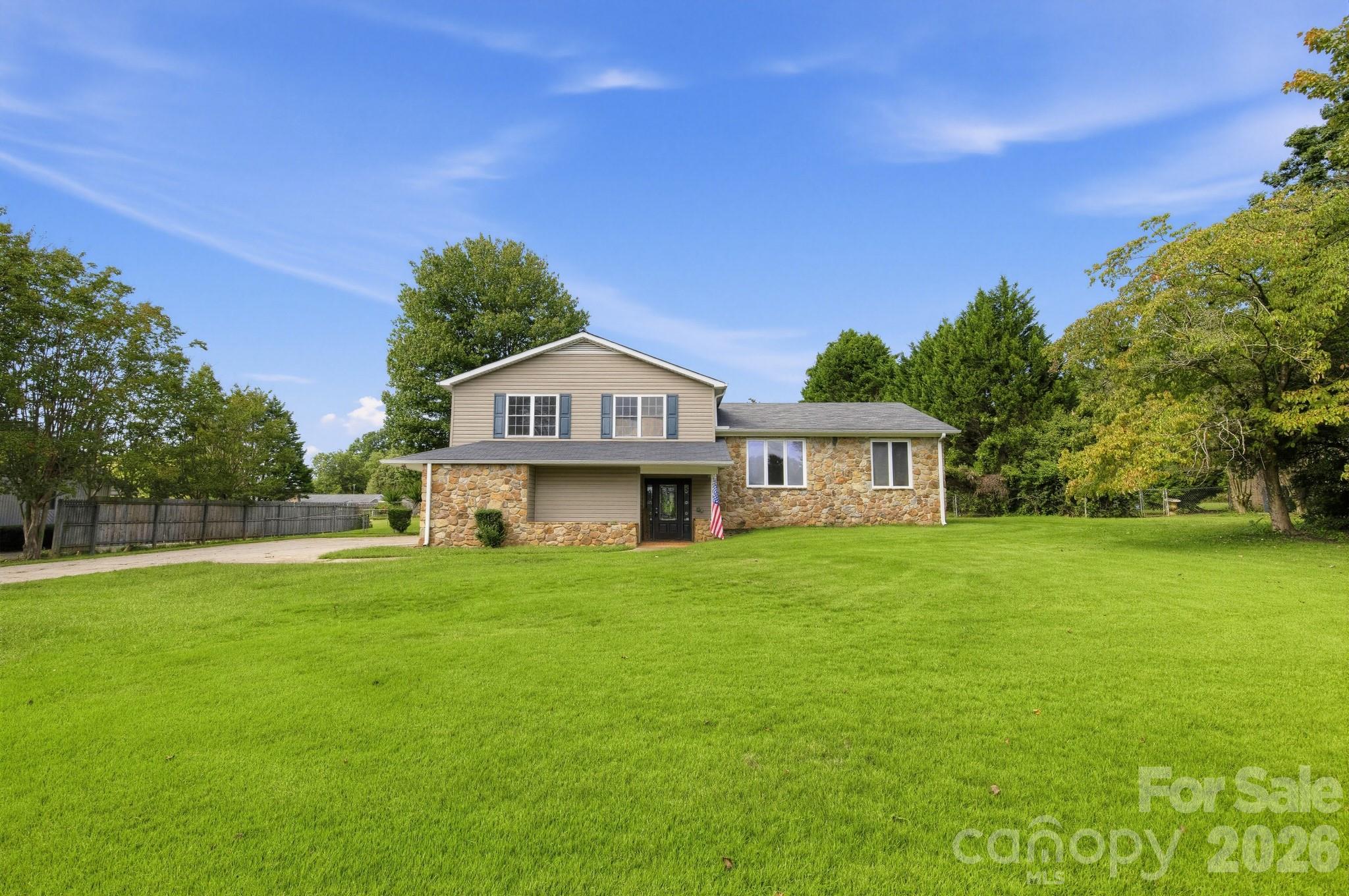 1206 Three Bridges Road Property Photo 2