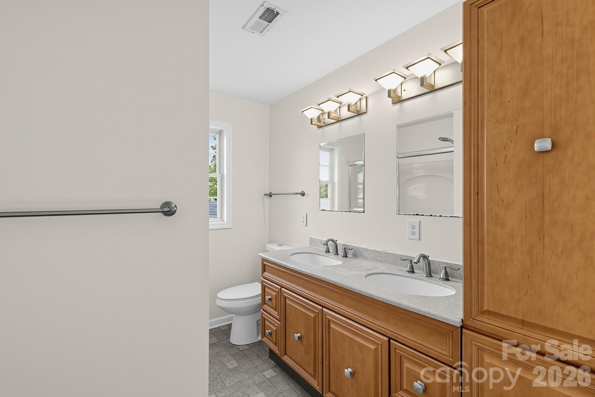 1206 Three Bridges Road Property Photo 24